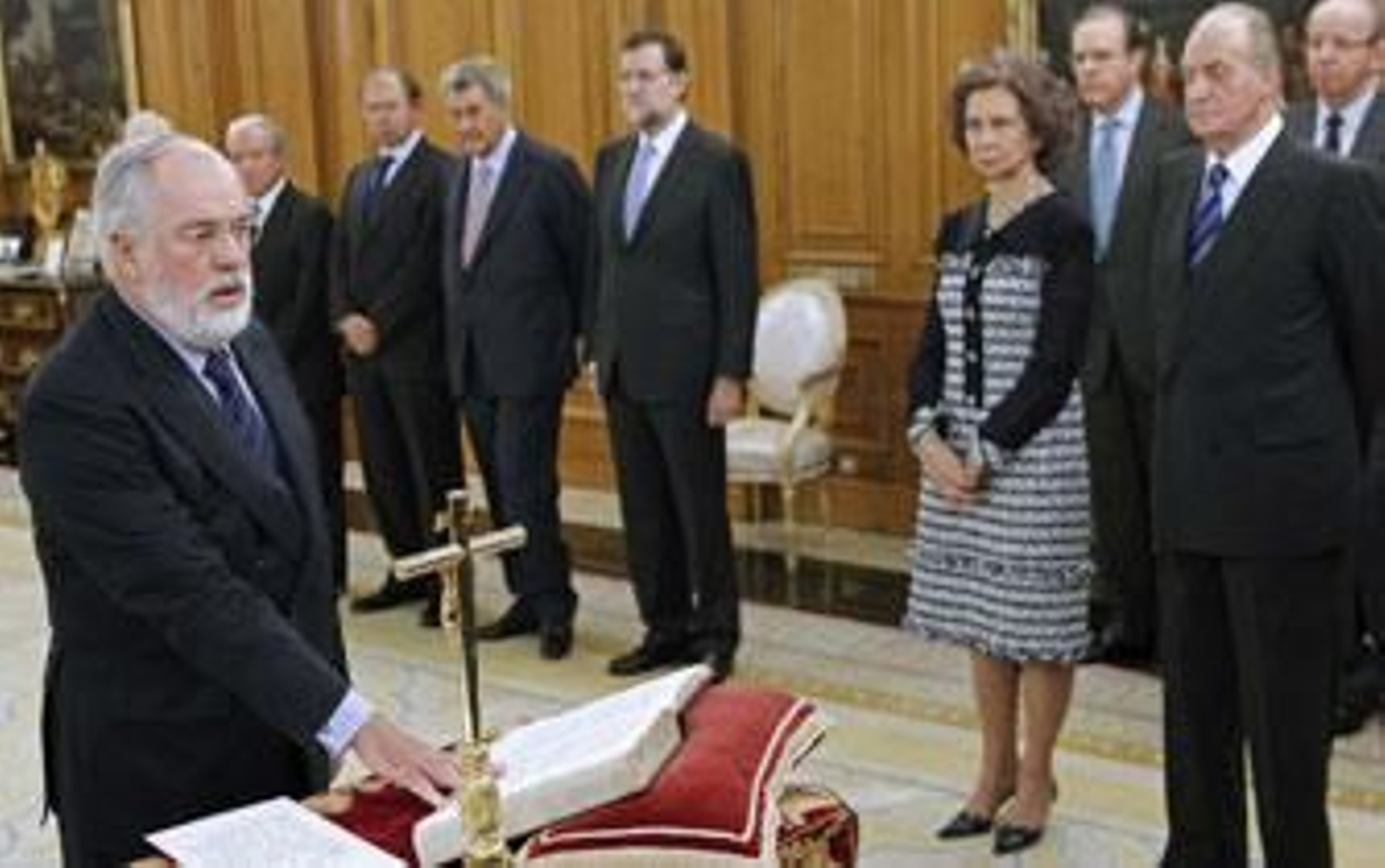 Arias Cañete jura su cargo ante el Rey