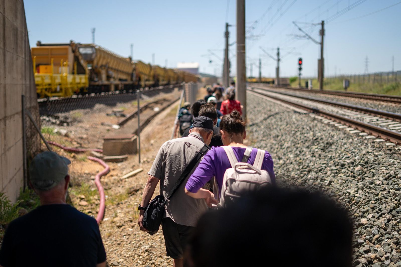 Un pueblo de Hornachuelos atendió y dio cobijo a los viajeros del Iryo Madrid-Sevilla afectados por el apagón