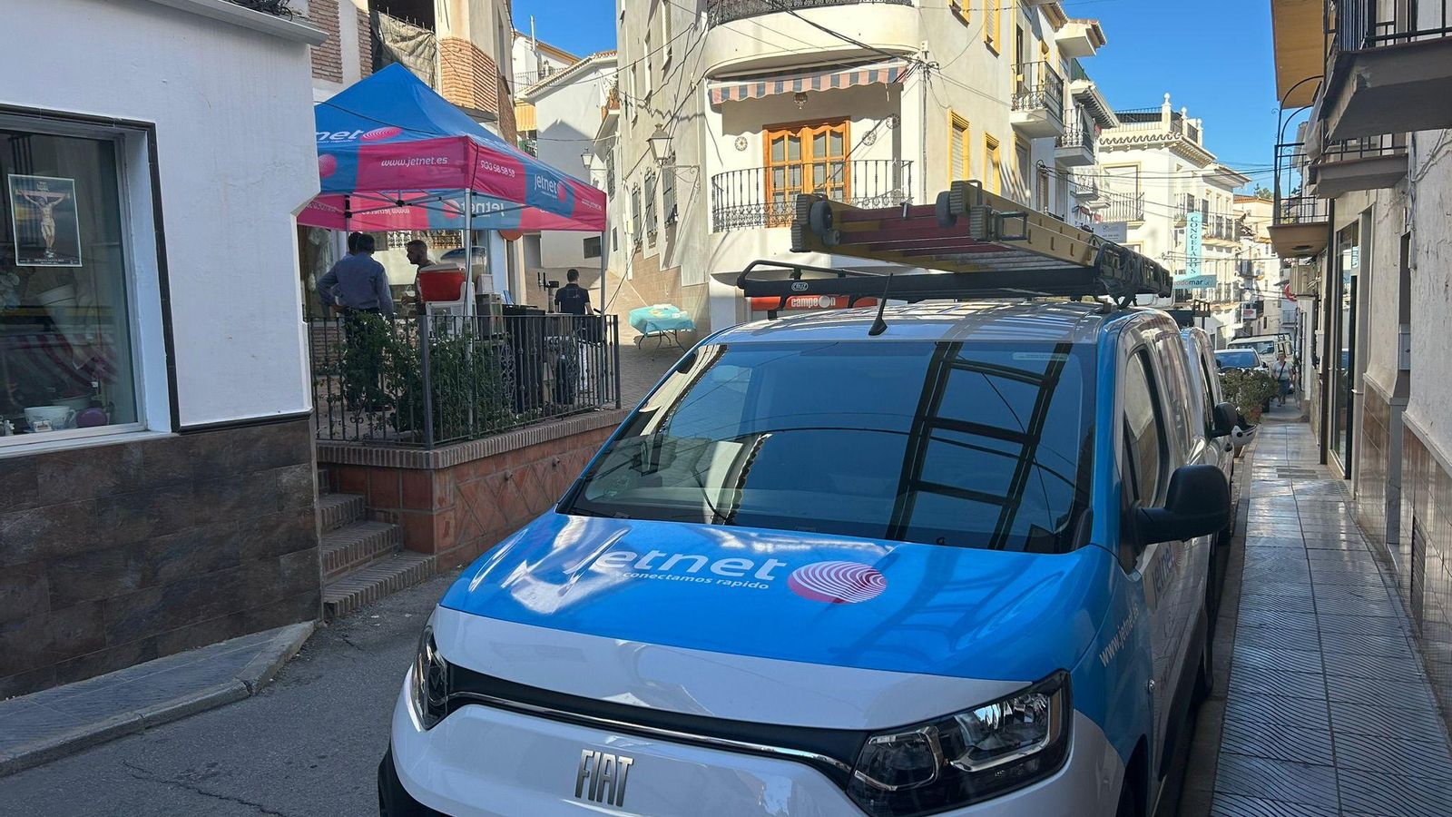 Con el local que se abrió en Benamocarra el pasado mes de julio, Jetnet expande sus servicios a la provincia malagueña.