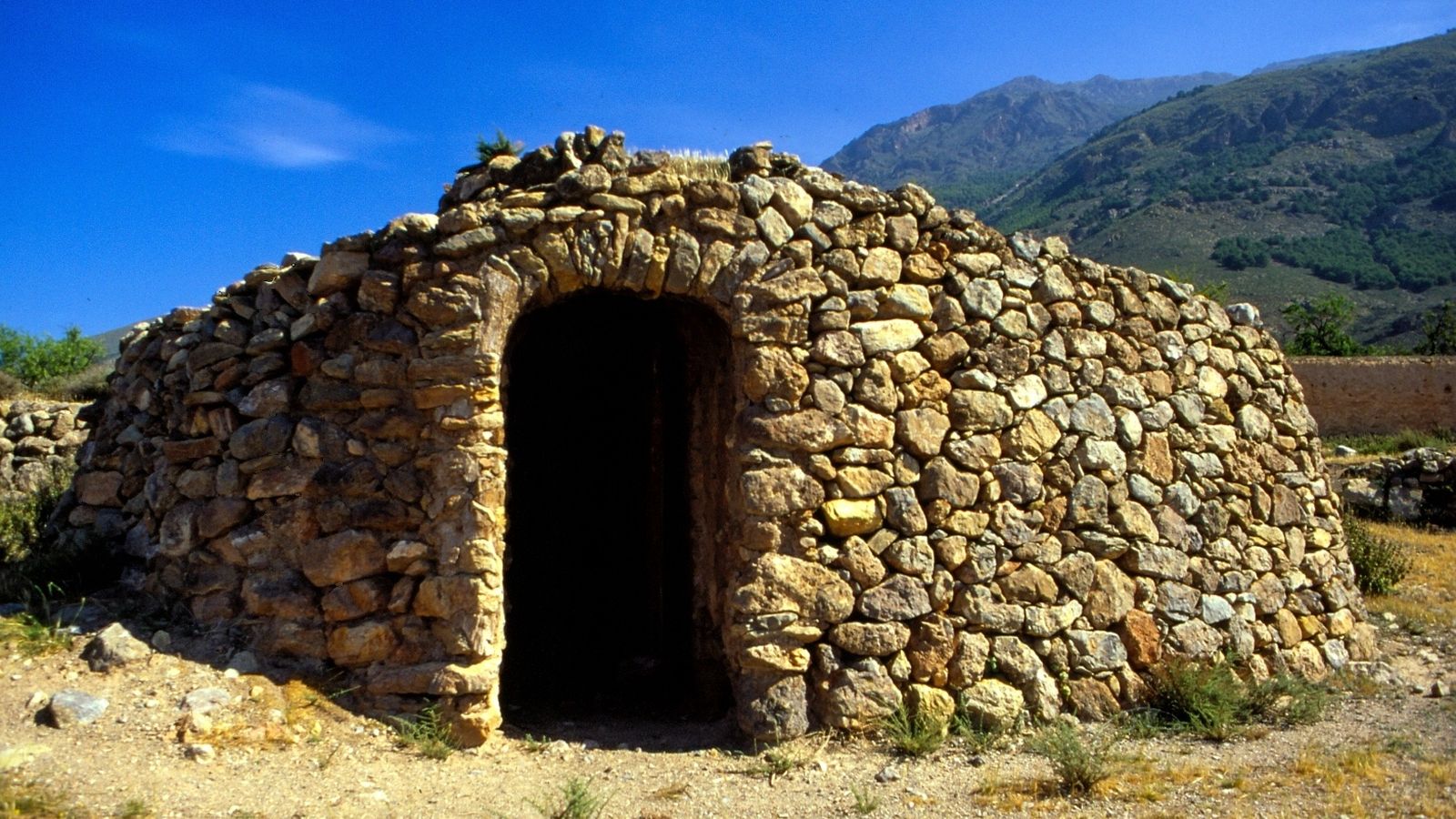 Debían existir algunos pequeños labradores que araban la tierra de otros.