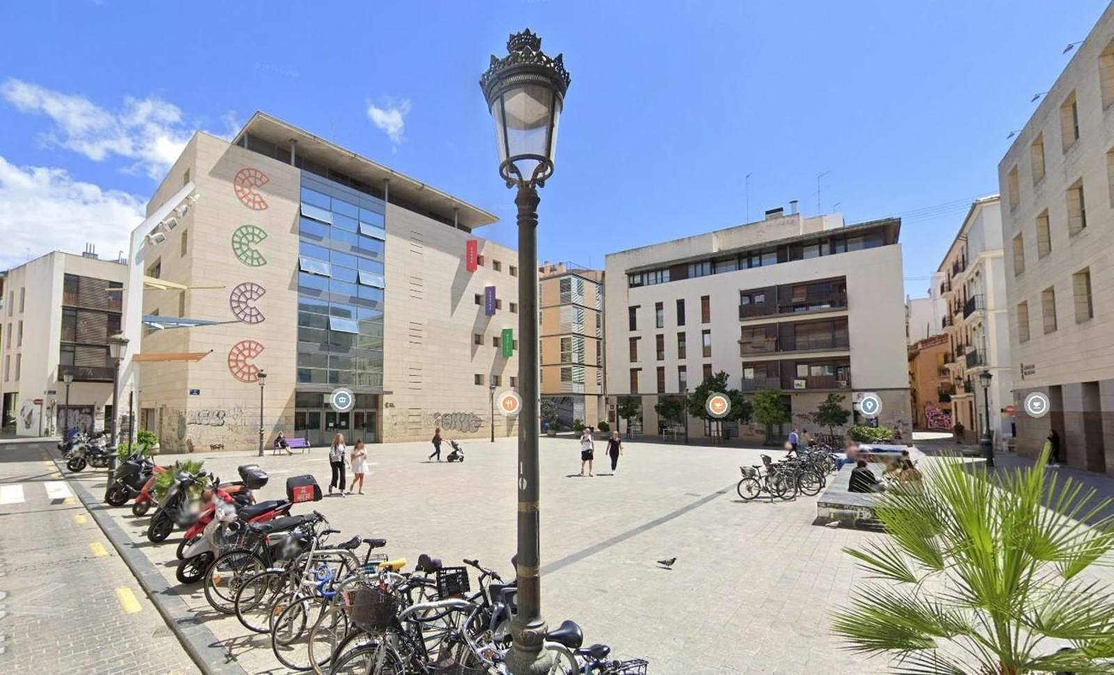 El suceso ocurrió en la plaza de Viriato de Valencia.