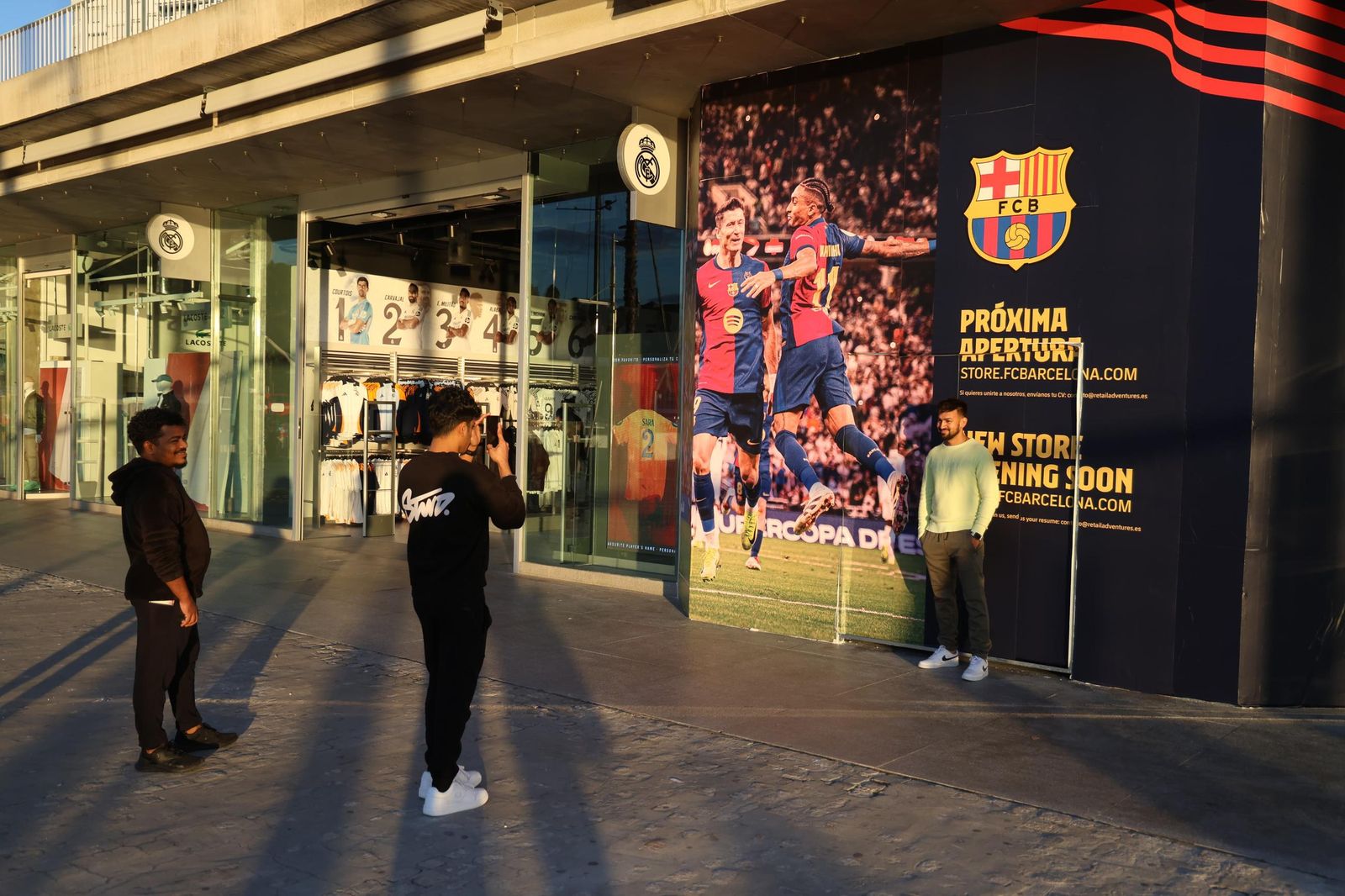 El FC Barcelona abrirá una tienda en Muelle Uno junto a la del Real Madrid