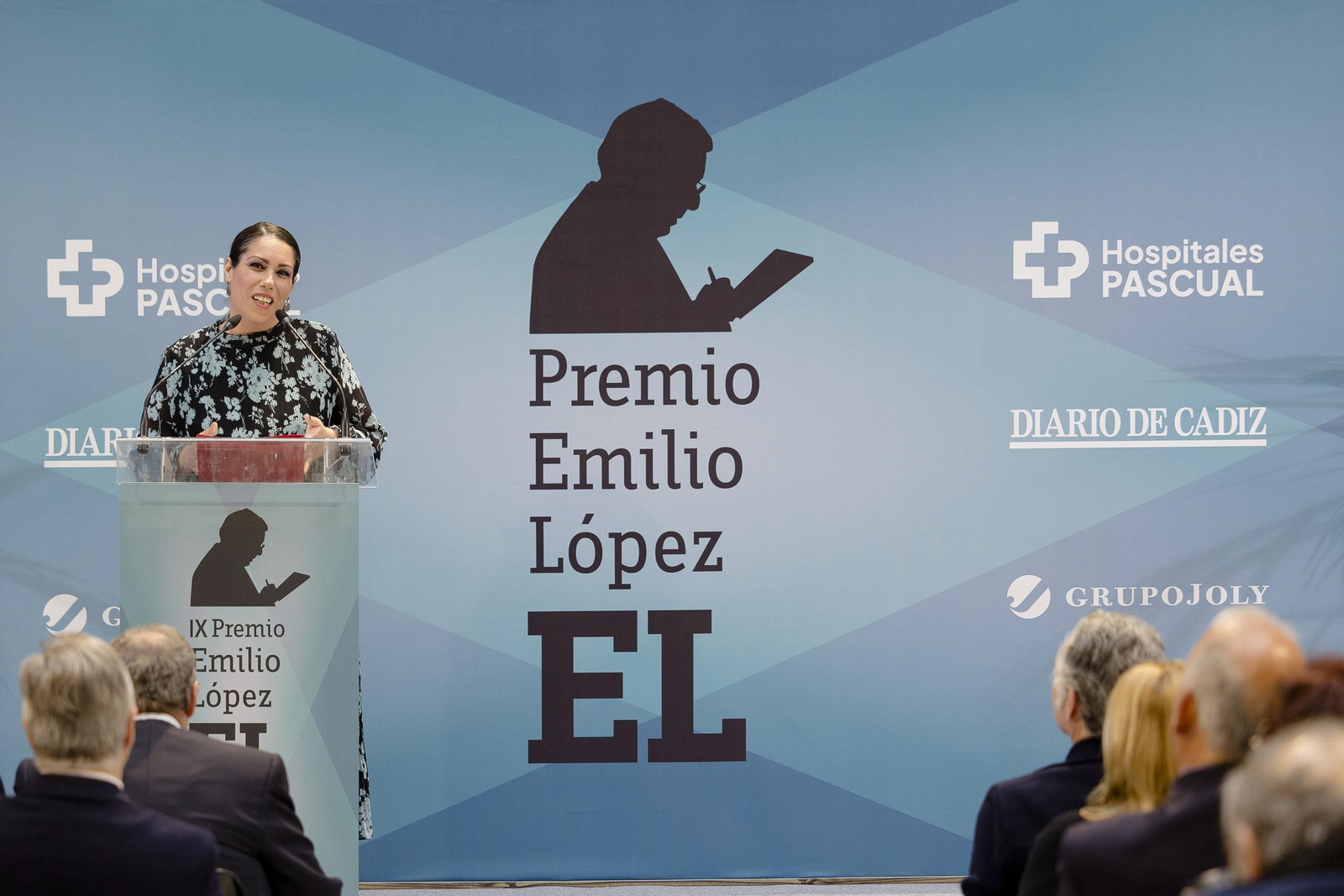 Las imágenes de la entrega del IX Premio 'Emilio López' a la comparsa de Jona 'El cementerio'