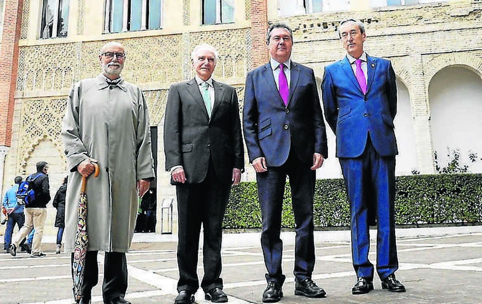 Bernardo Buena, José María Cruz, Juan Espadas y Manuel Anguita.