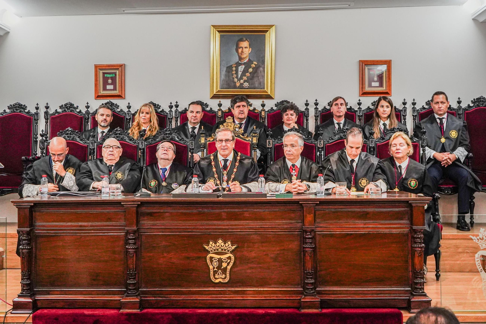 Todas las imágenes de la entrega de los Botones de Oro y Plata de la Abogacía de Granada