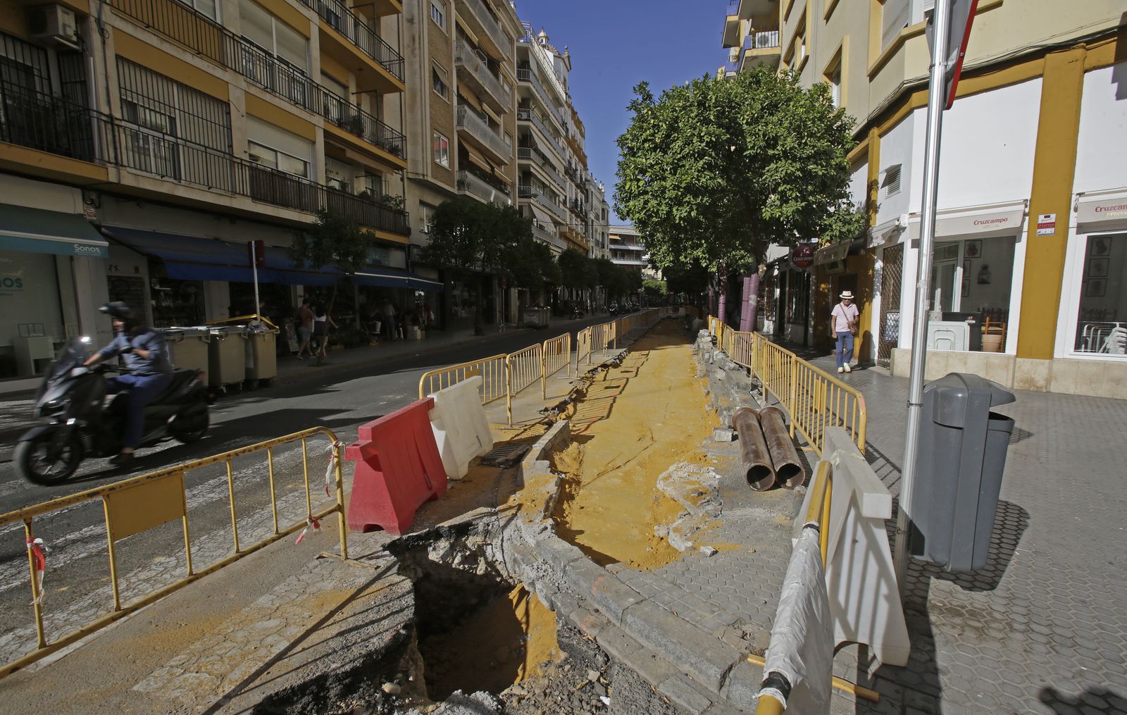 Obras en la calle Canalejas y Cristo del Calvario. Eliminación de aparcamientos