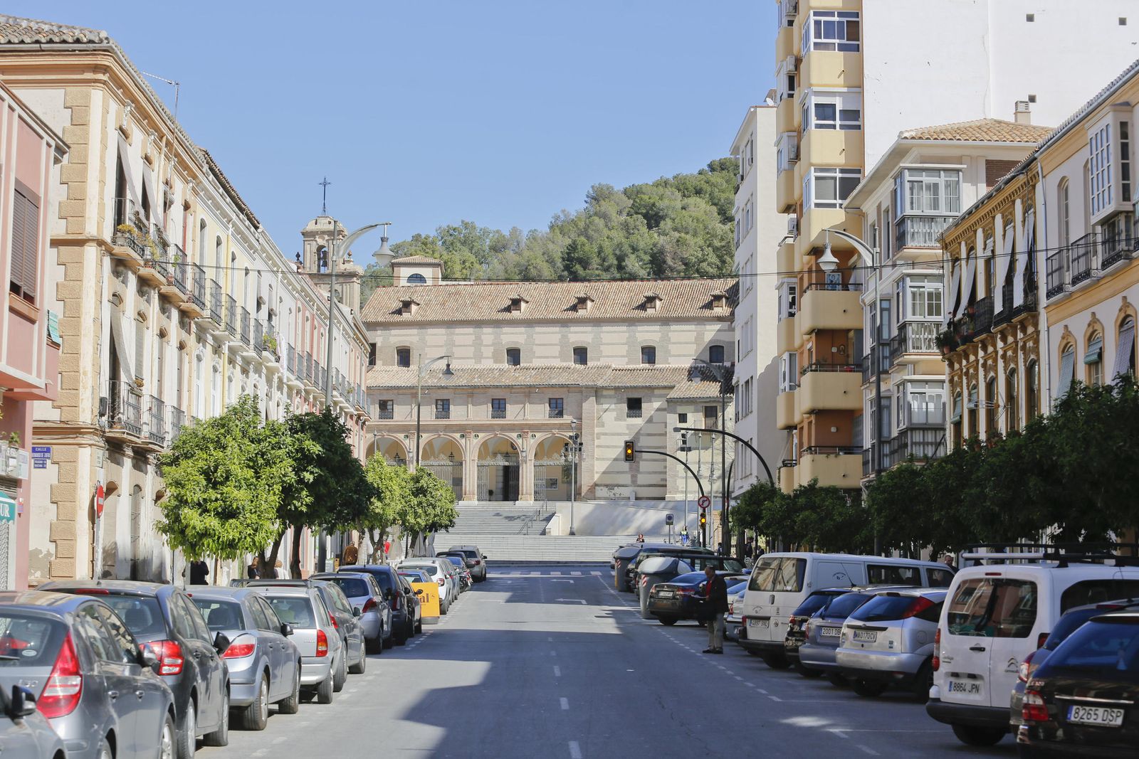 La calle Victoria con el Santuario al fondo.