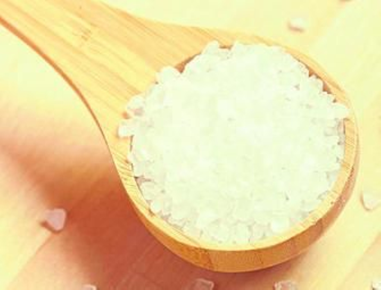 1. La forma del grano, la textura, la humedad, la concentración mineral, el cuerpo y la apariencia son algunas de las características que distinguen una sal de otra. 2. Pese a la gran cantidad de variedades, en España la sal más conocida, más allá de la sal de mesa, es la Maldon.