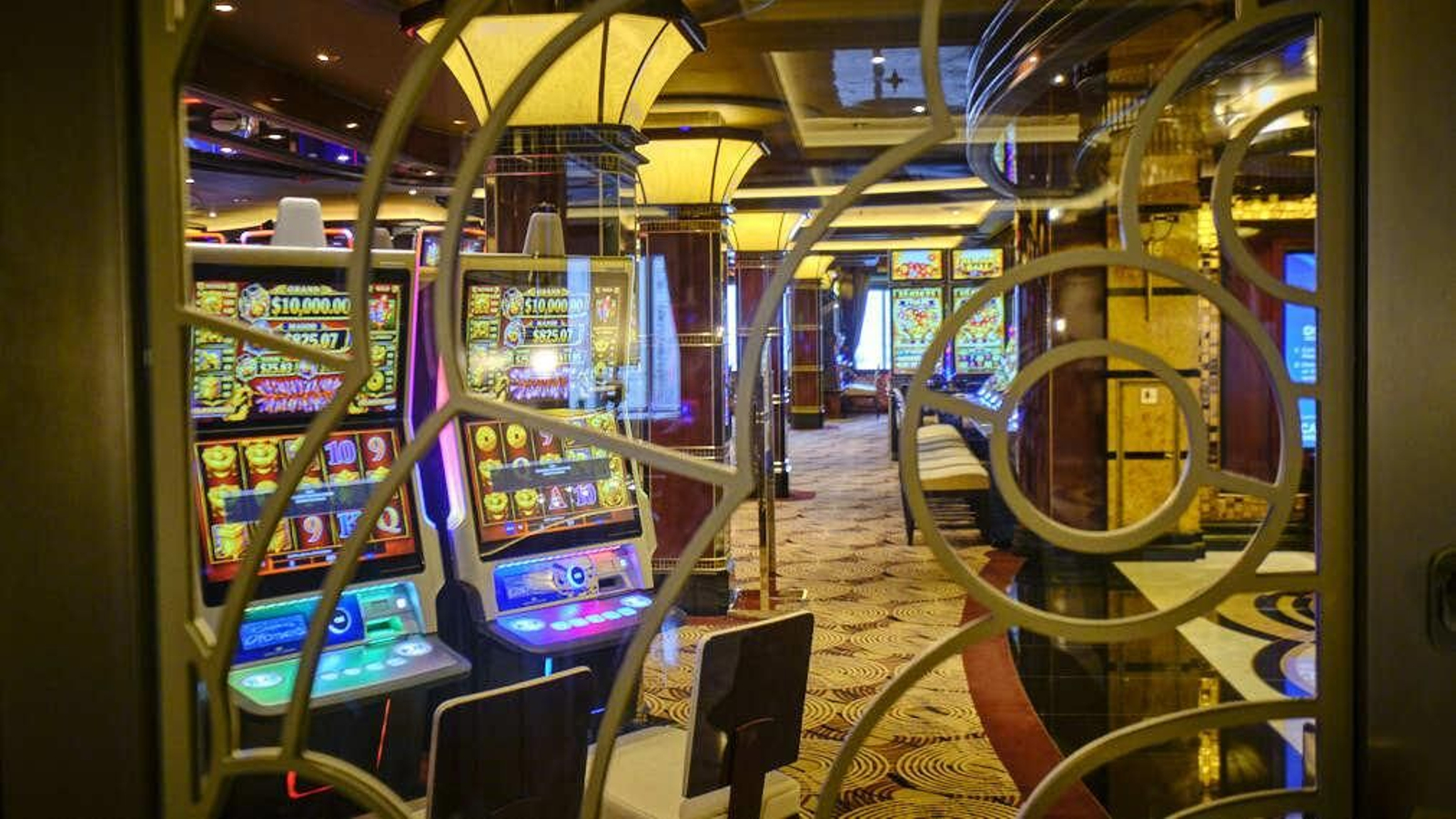 Interior del buque Sky Princess