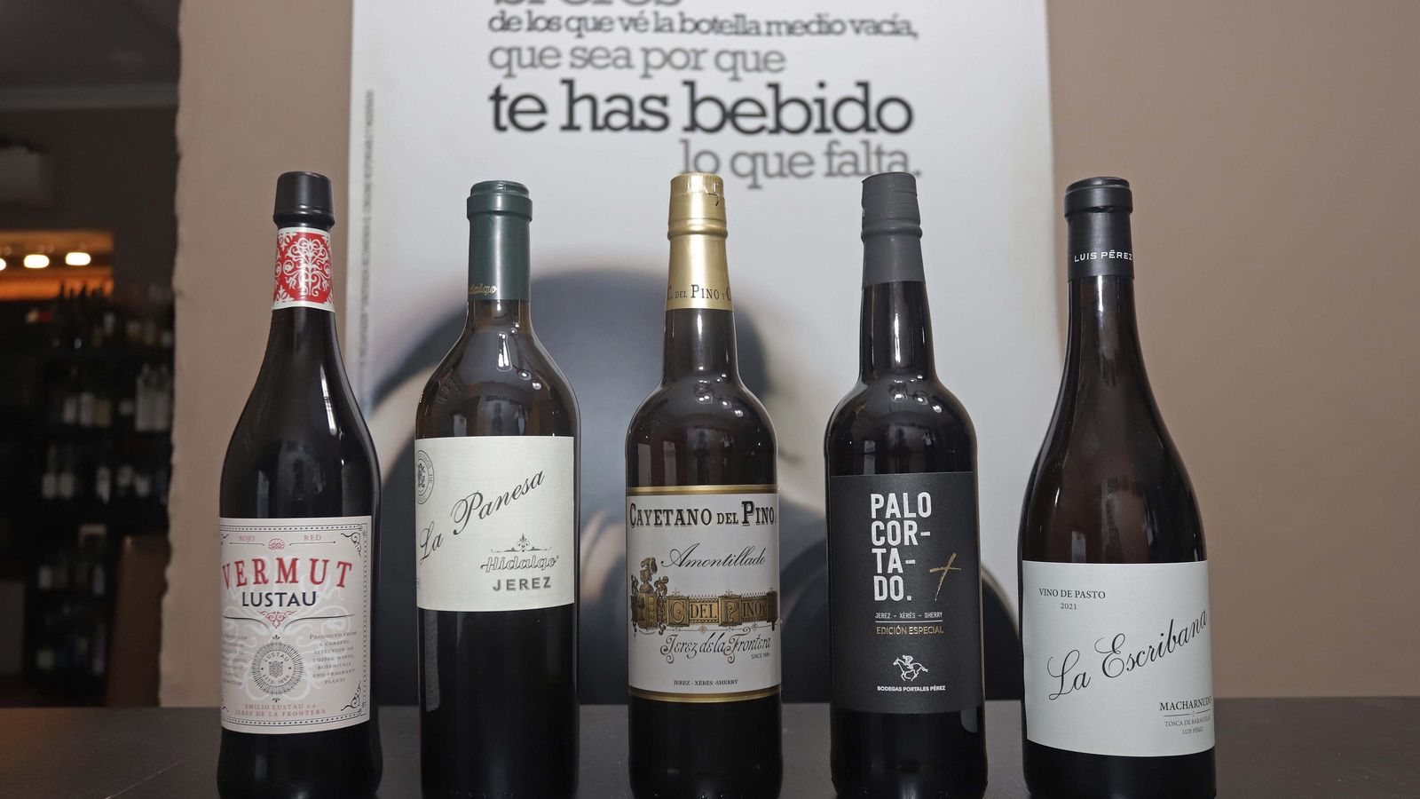 Selección de vinos en 'El Decantador'.