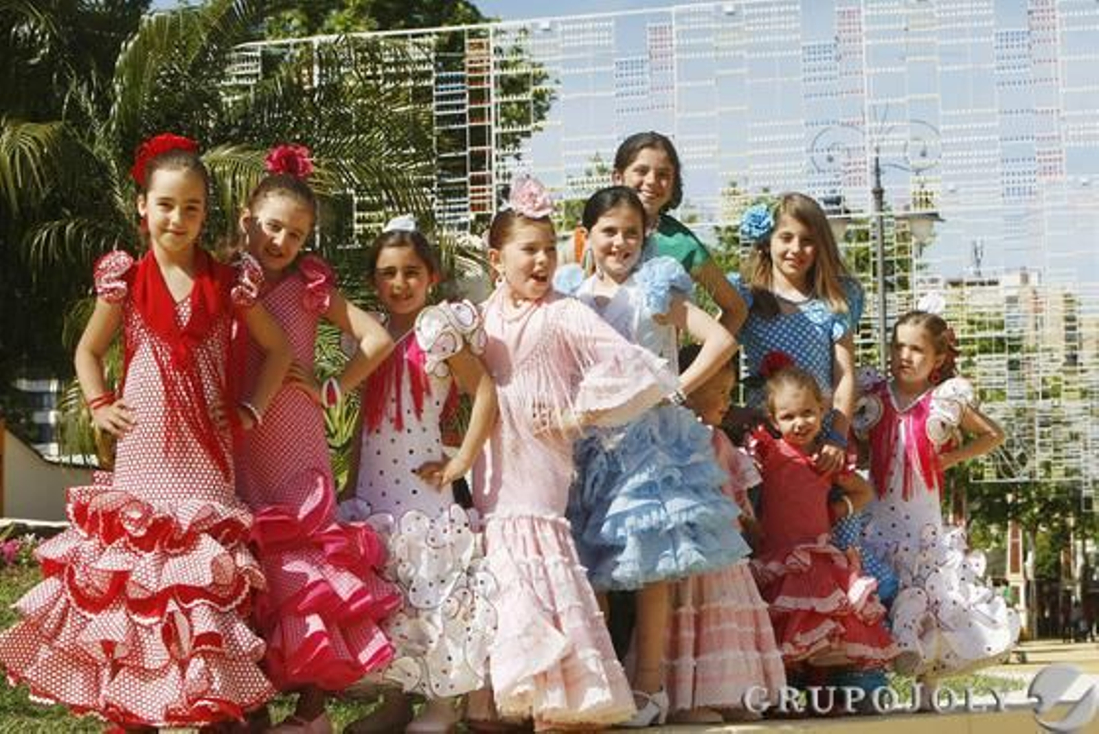 Las flamencas toman el Real

Foto: Juan Carlos Toro