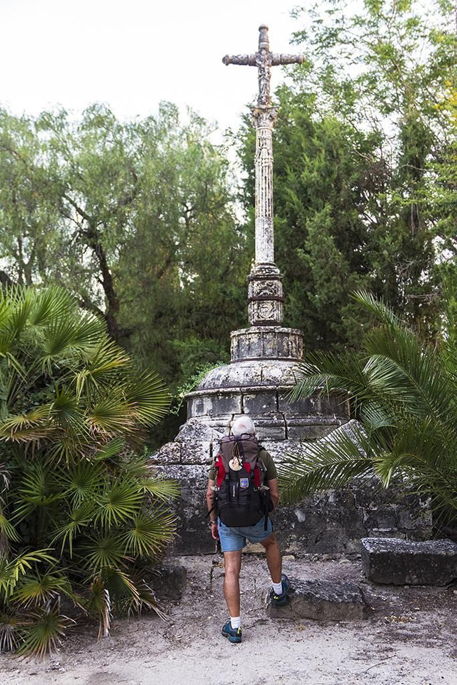 'Ante la cruz del caminante', de Ricardo Bejarano Parreño.