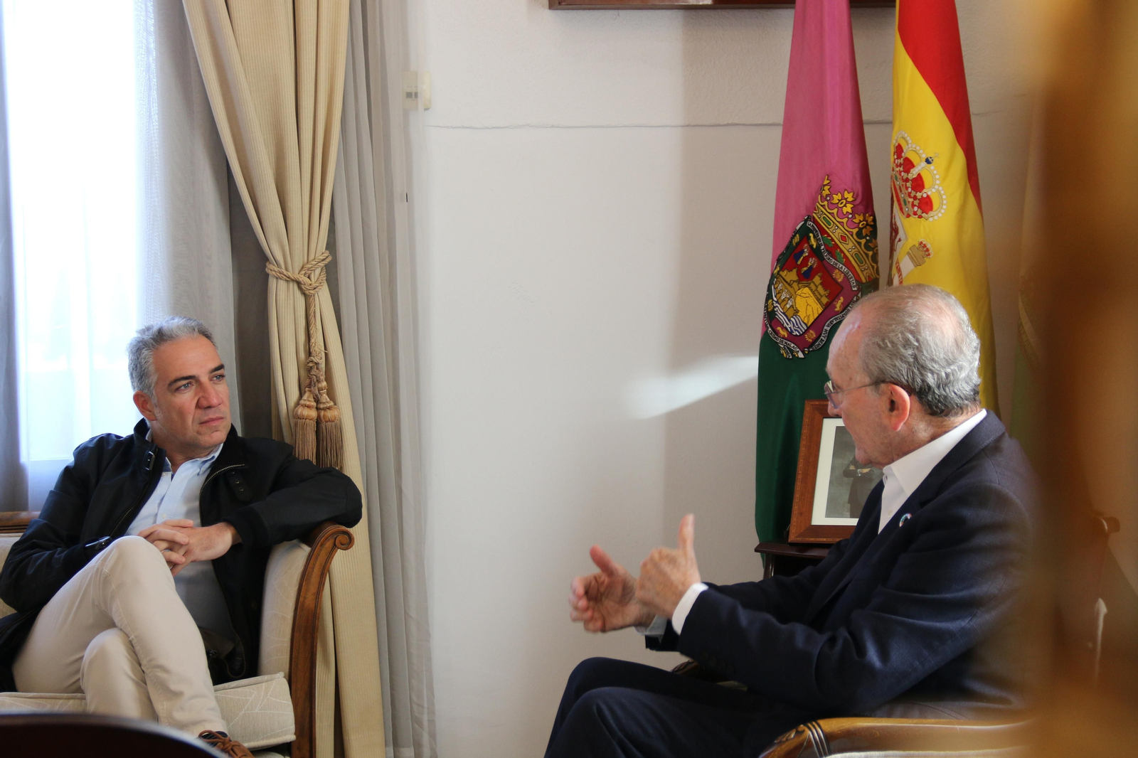 Reunión entre Elías Bendodo y Francisco De la Torre.