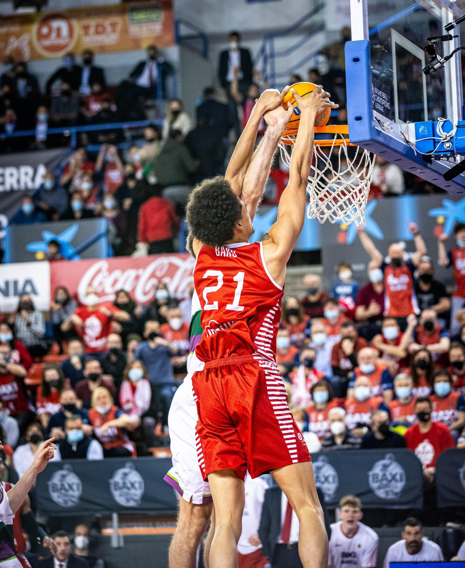 Las fotos del Baxi Manresa-Unicaja de la Basketball Champions League