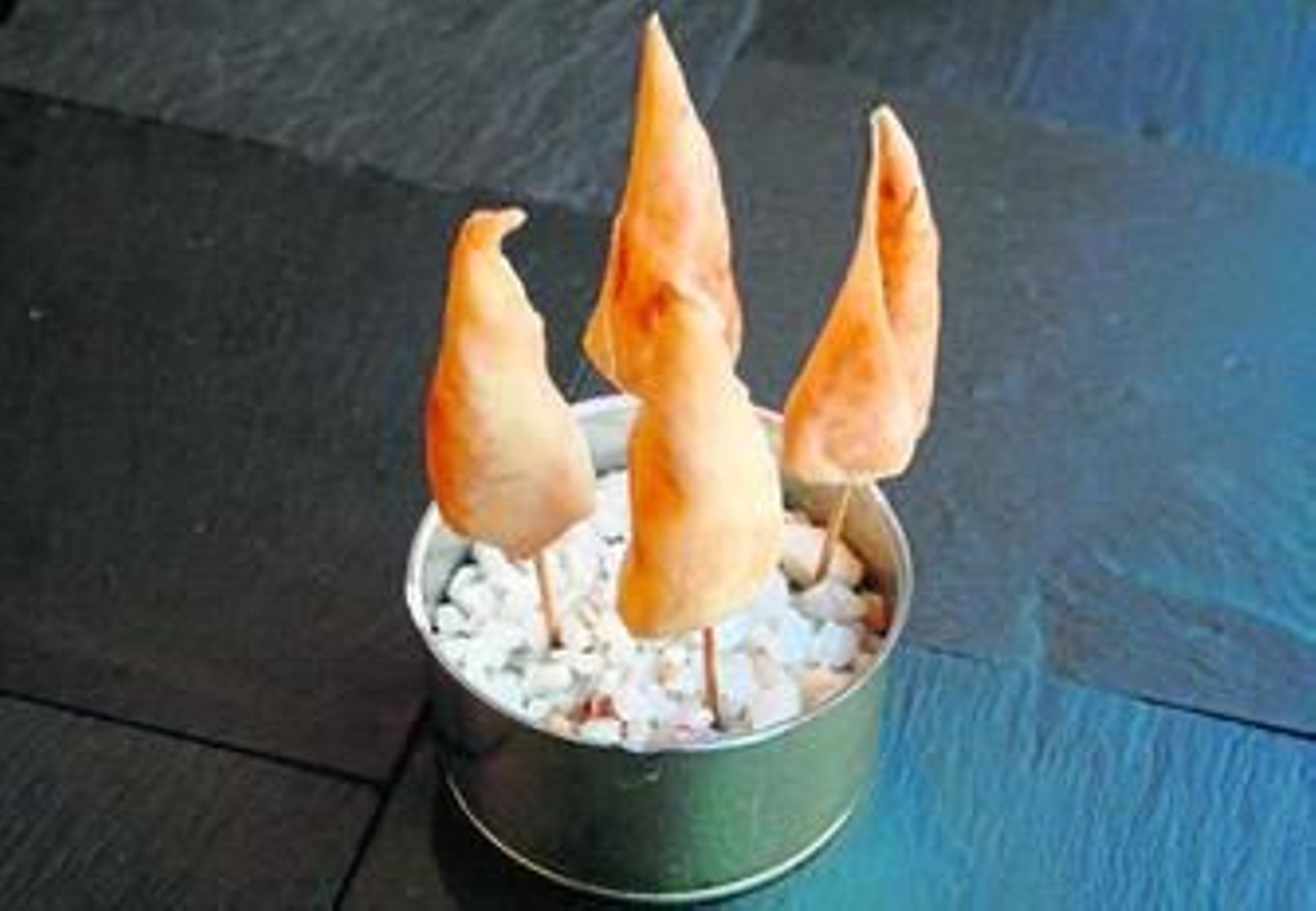 Paraguas de queso idiazábal, una de las propuestas de Lizarrán.