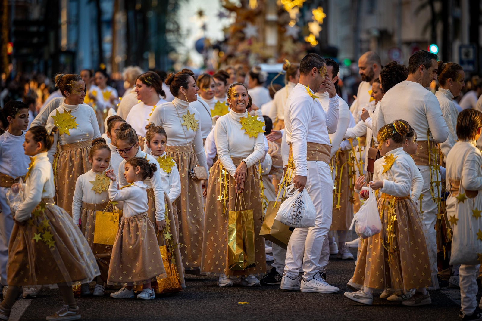 Todas las imágenes de la cabalgata de los Reyes Magos en Cádiz