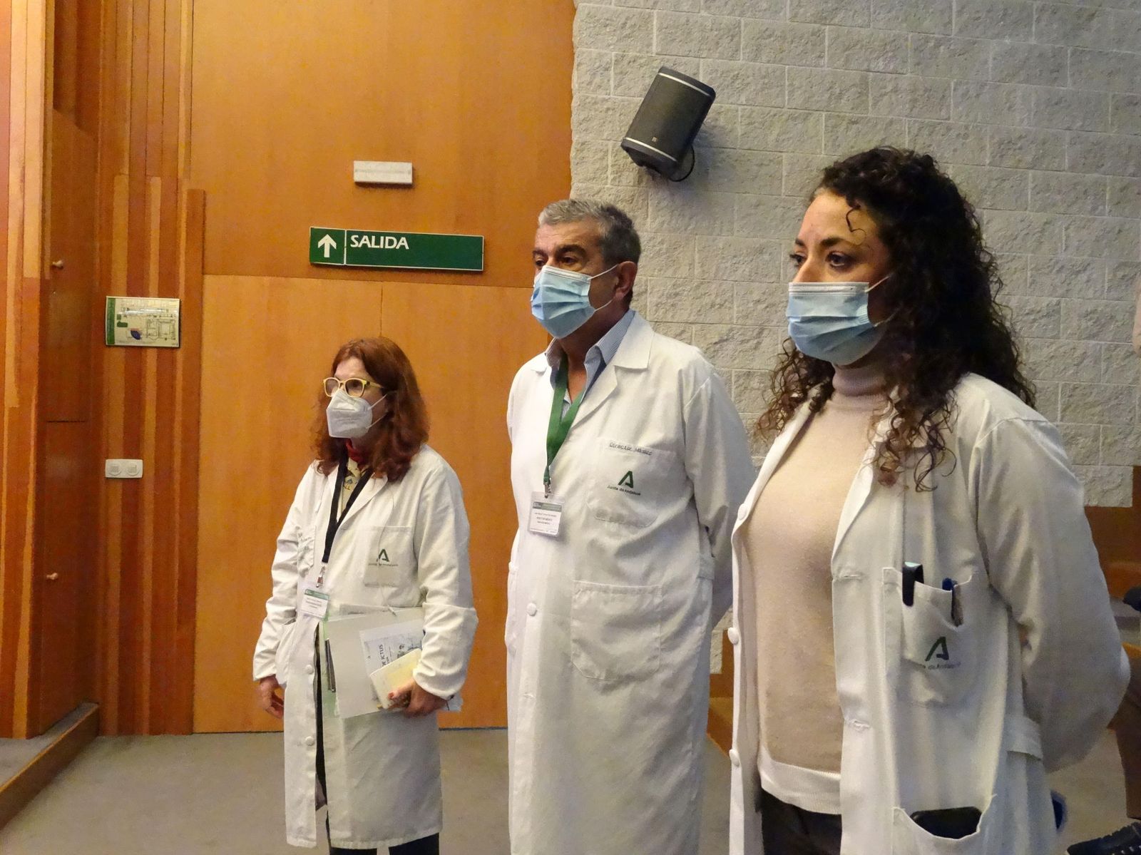 Fotografías de la presentación en el Hospital Juan Ramón Jiménez de la nueva escuela de ictus