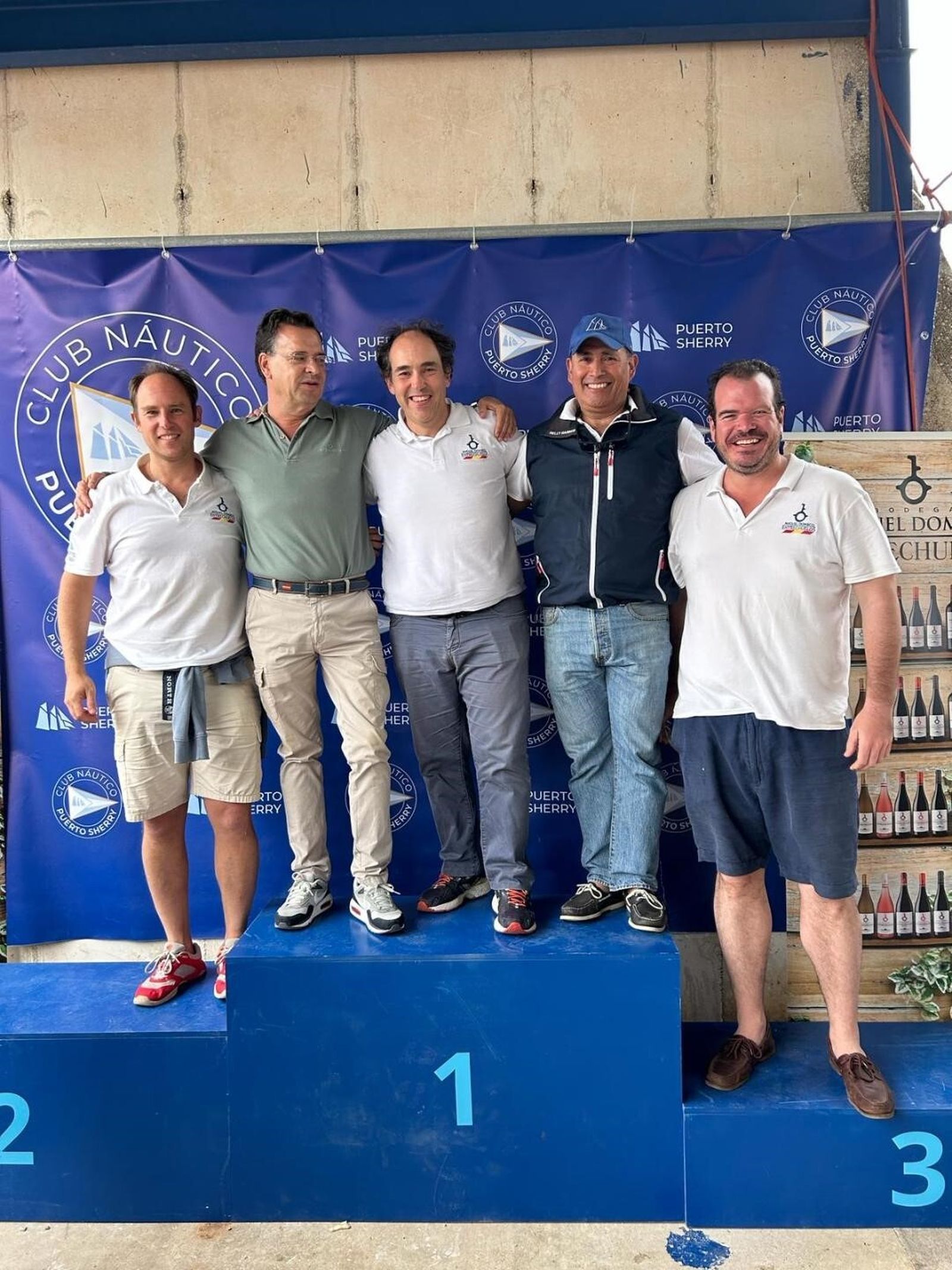 Borja Chavarri, José García-Delgado, José María Chavarri, Daniel Martínez Becerra y Javier López Rodríguez.