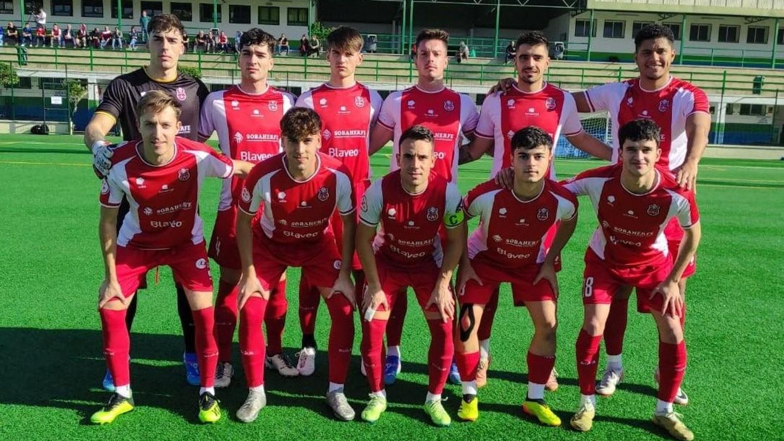 Carrillo y Manu López, en la alineación inicial ante el CP Mijas Las Lagunas. Carrillo y Manu López, en la alineación inicial ante el CP Mijas Las Lagunas.