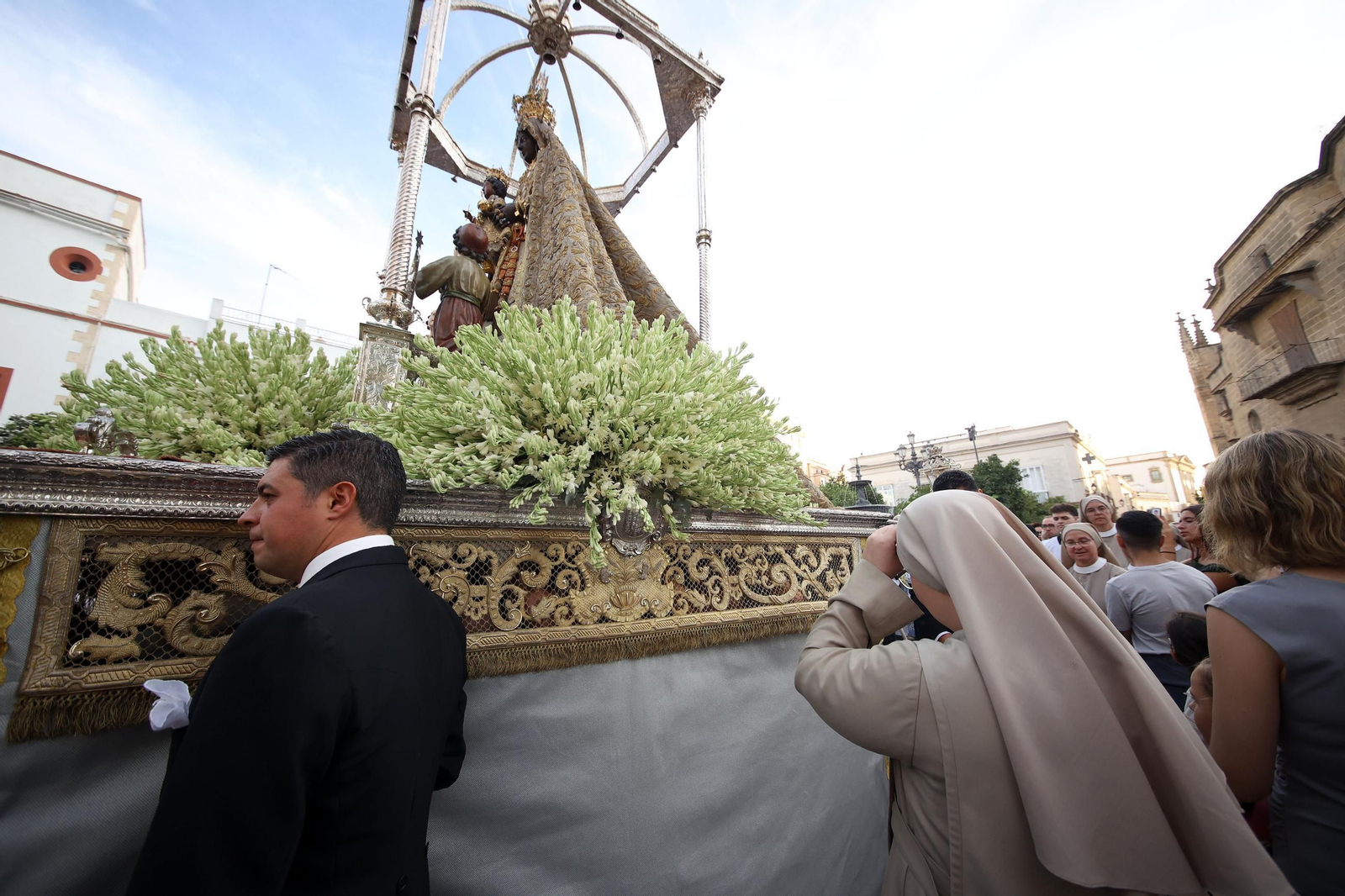 Imágenes de la procesión de La Patrona de Jerez