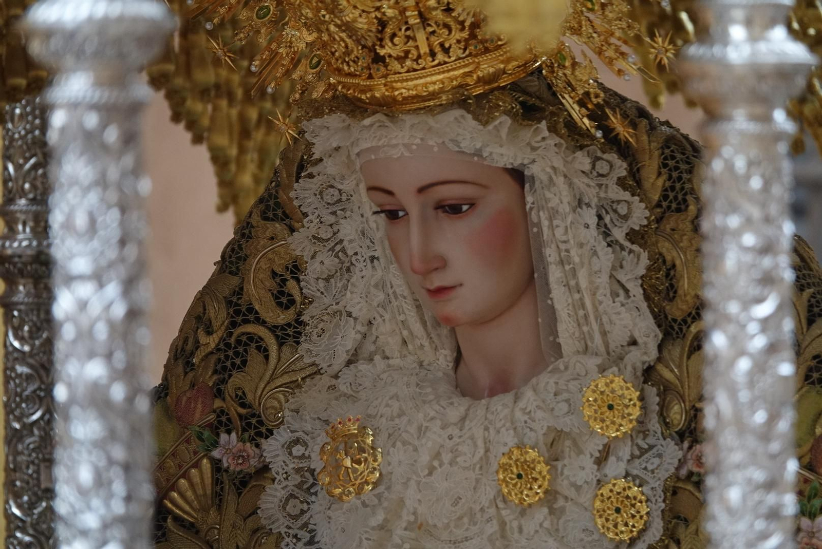 Las fotos de Estudiantes, en el Lunes Santo de Málaga