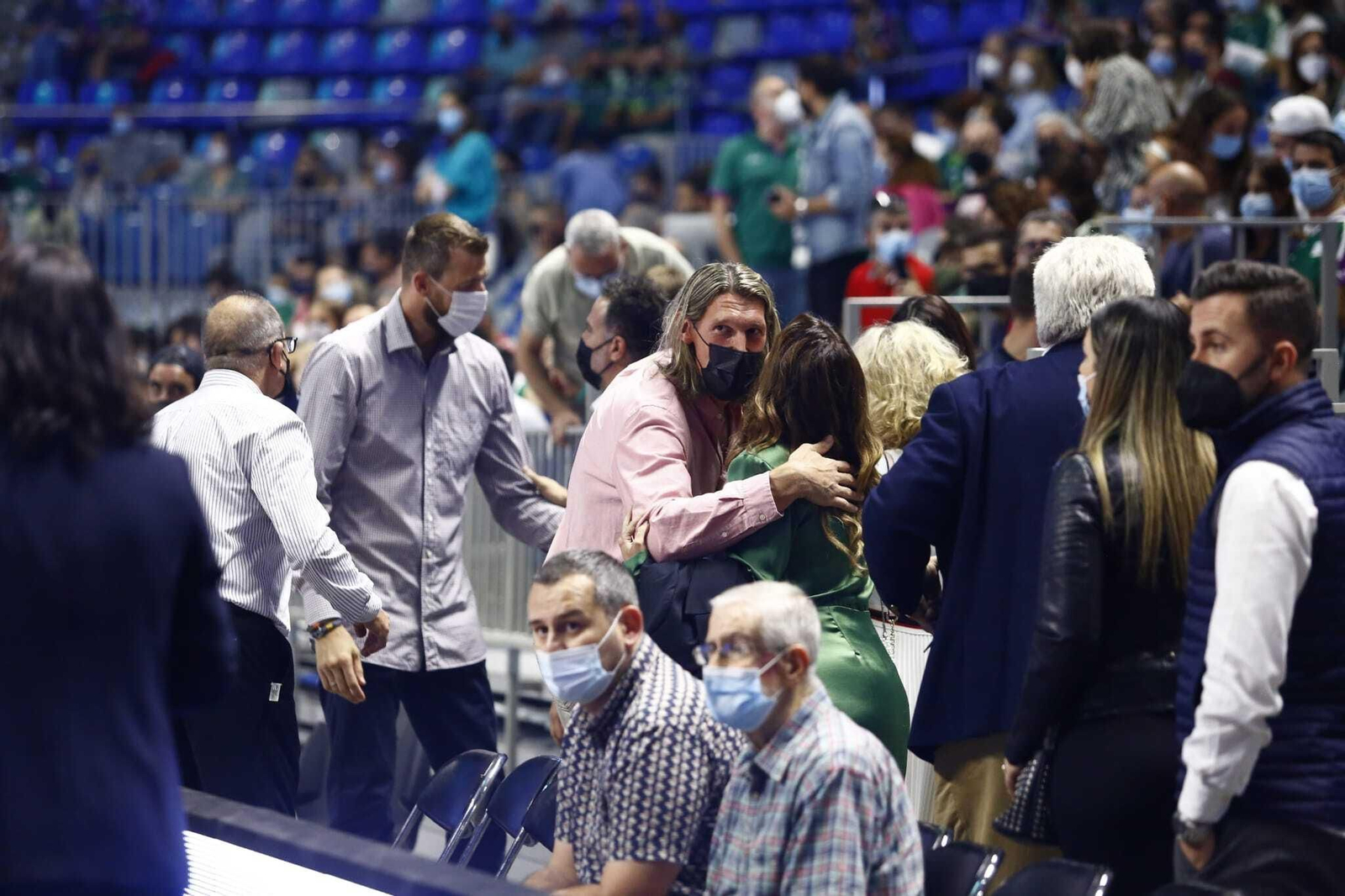 La retirada de la camiseta de Carlos Cabezas, en fotos