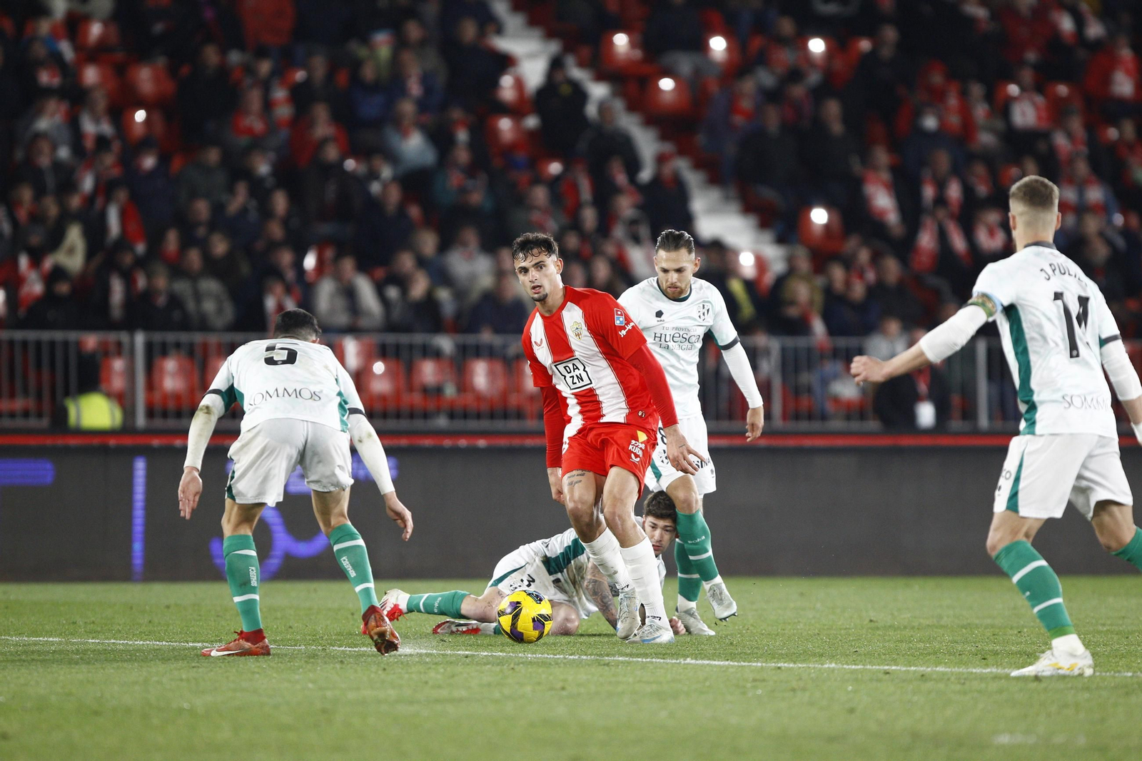 Las imágenes del partido U.D. Almería-S.D. Huesca