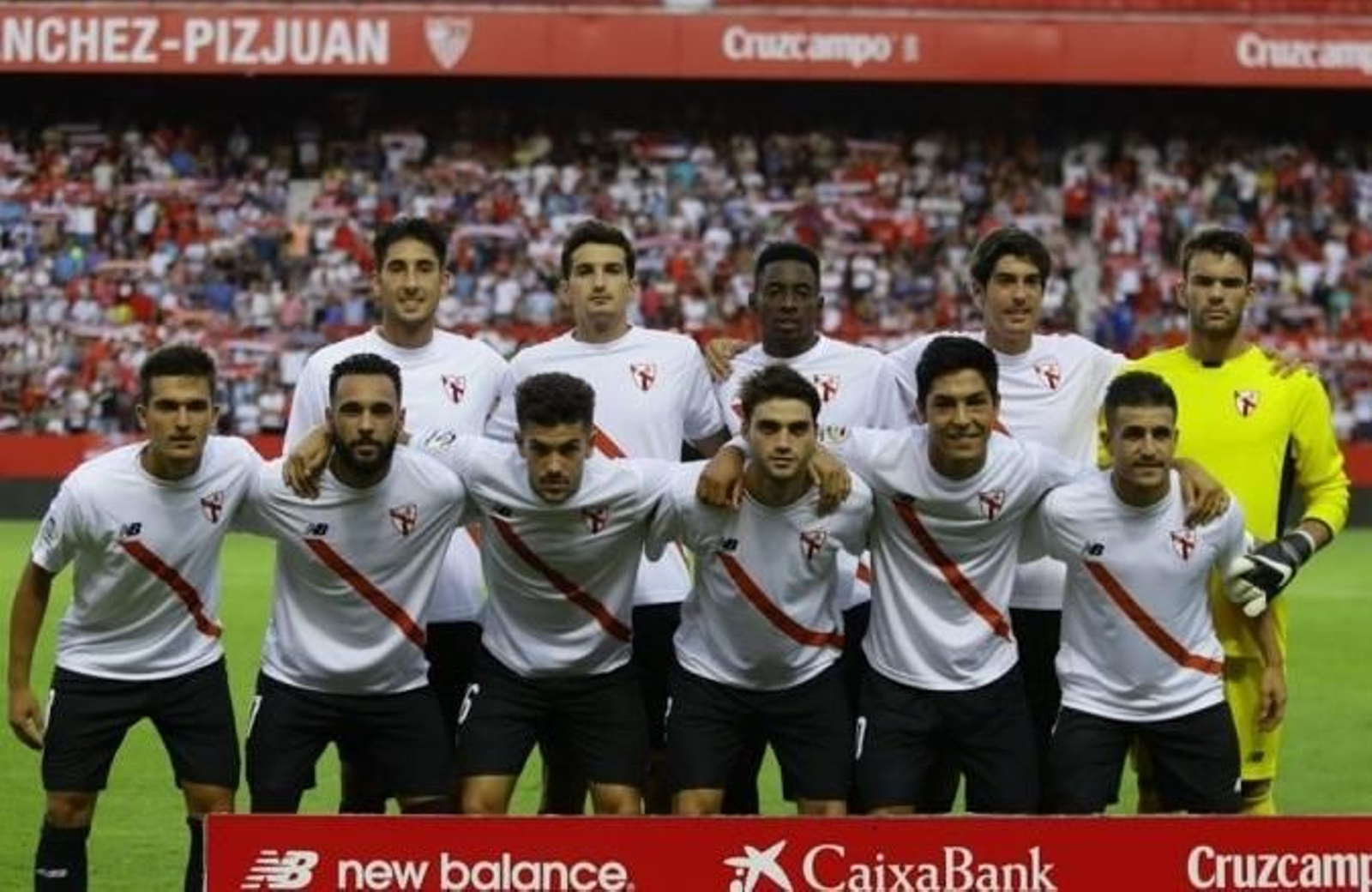 Álex Muñoz, segundo arriba por la izquierda; Soriano y Matos, a la derecha arriba y abajo.