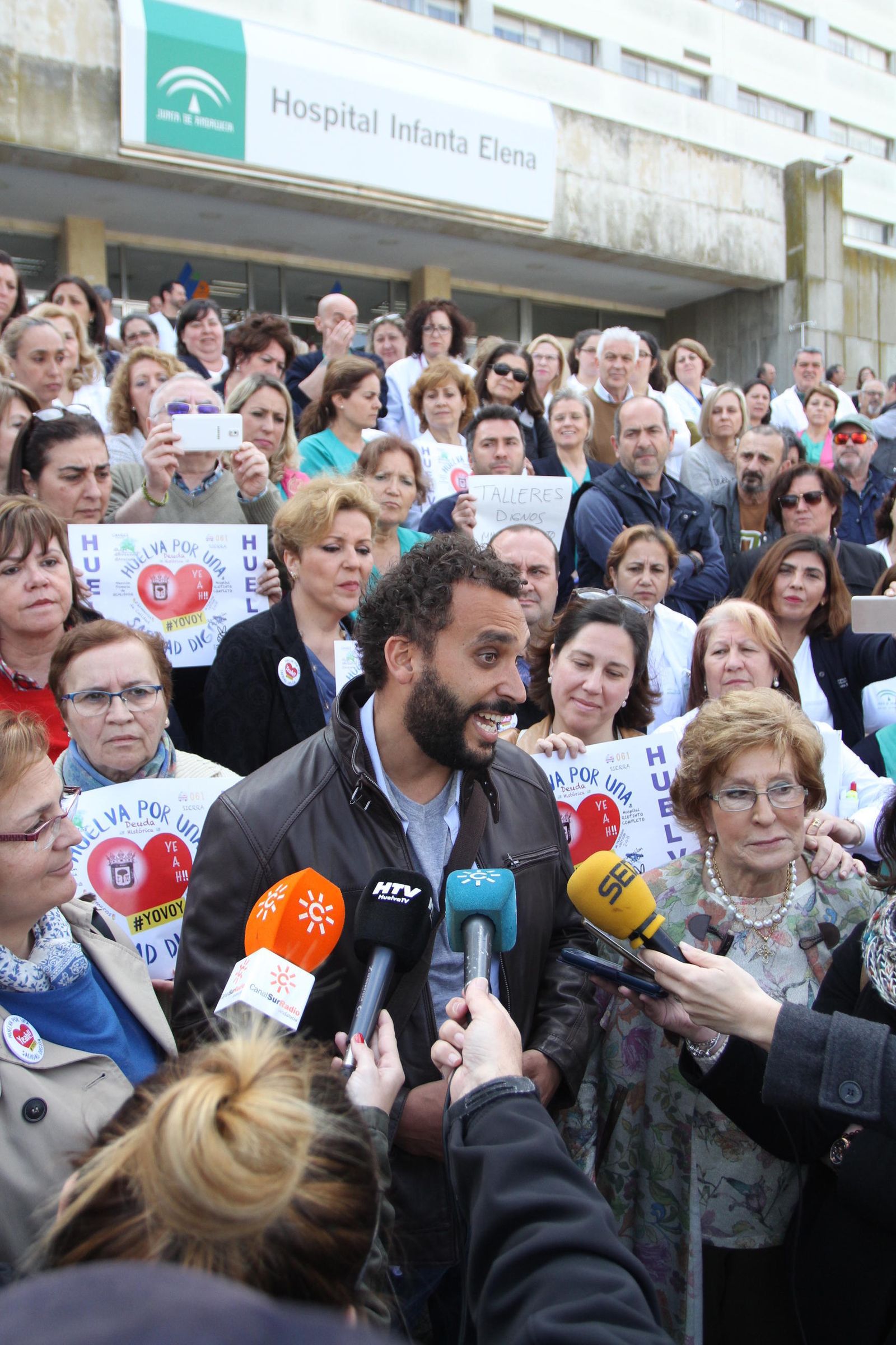 El médico Jesús Candel, el martes en Huelva.