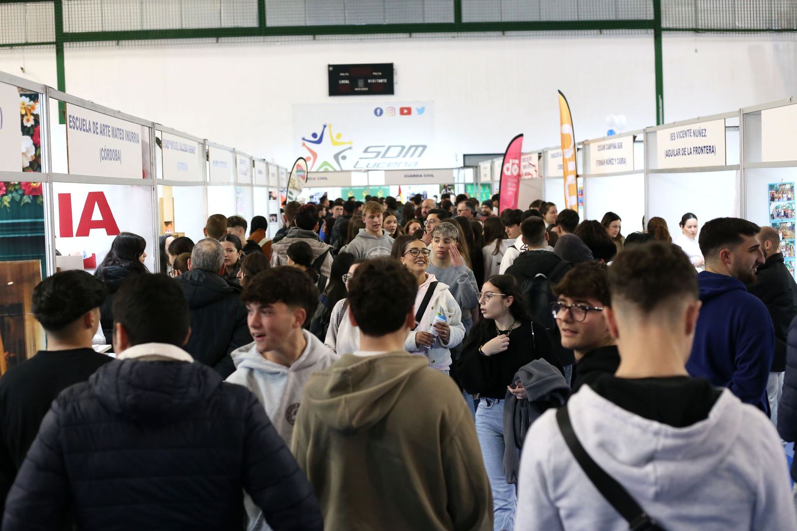 El Salón del Estudiante de Lucena, en imágenes