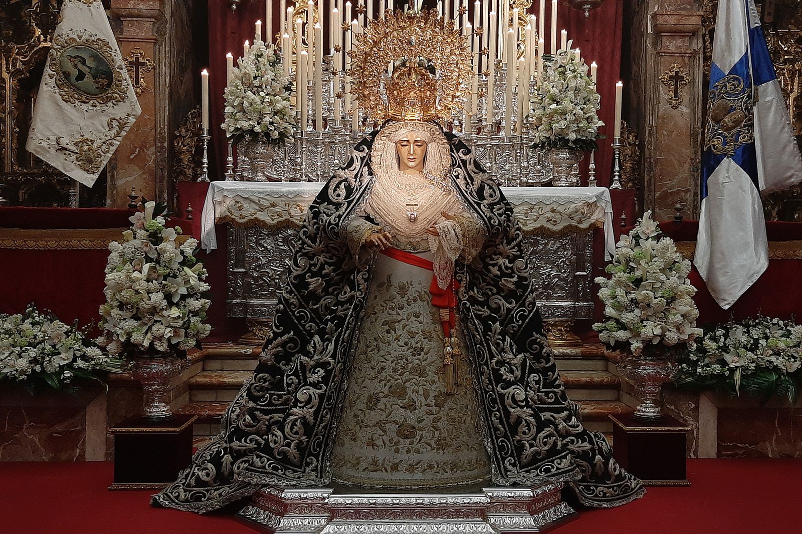 Besamanos a María Santísima de la Canderlaria