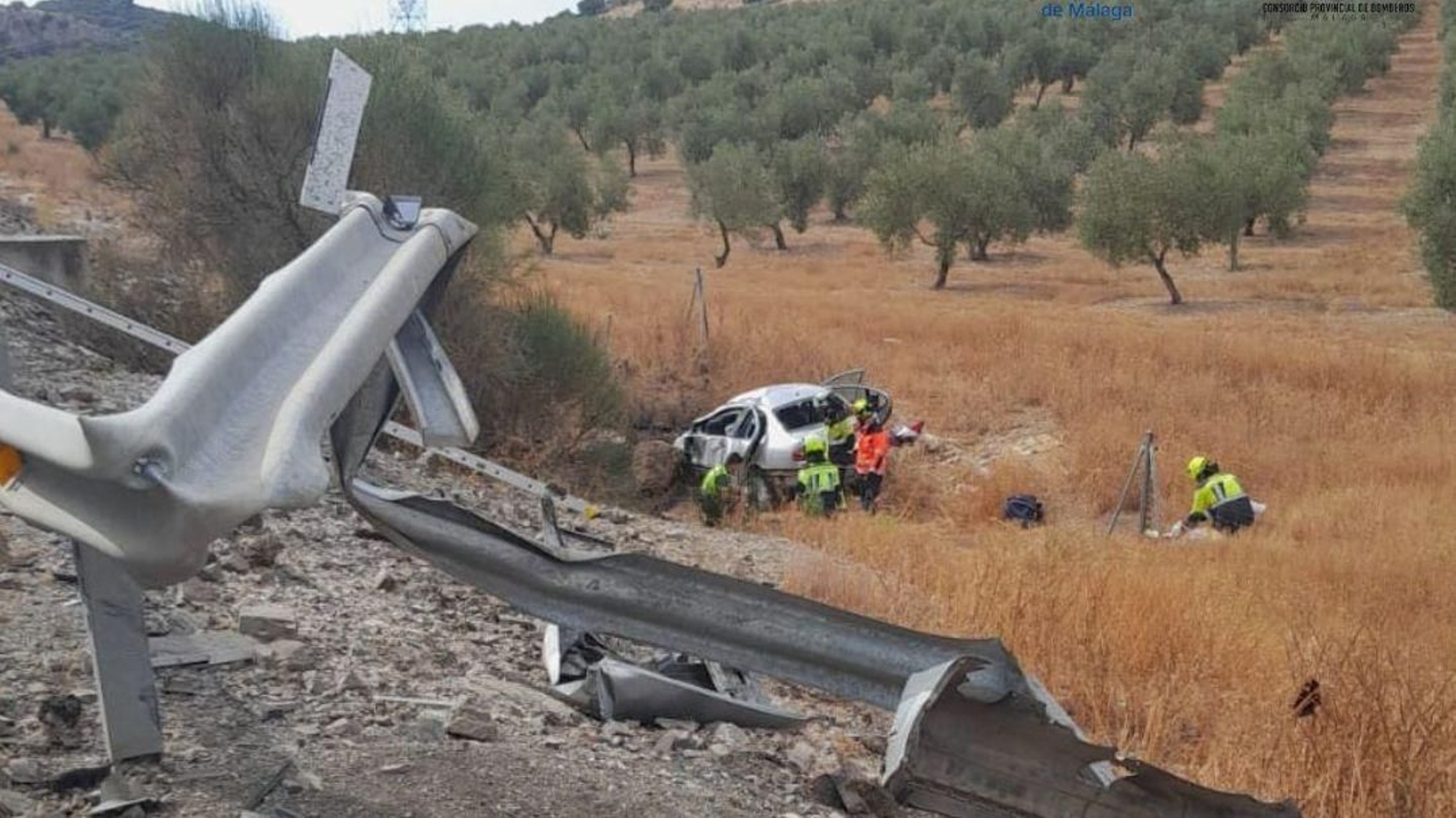 Una imagen de un accidente en la A-92, en el término municipal de Archidona.