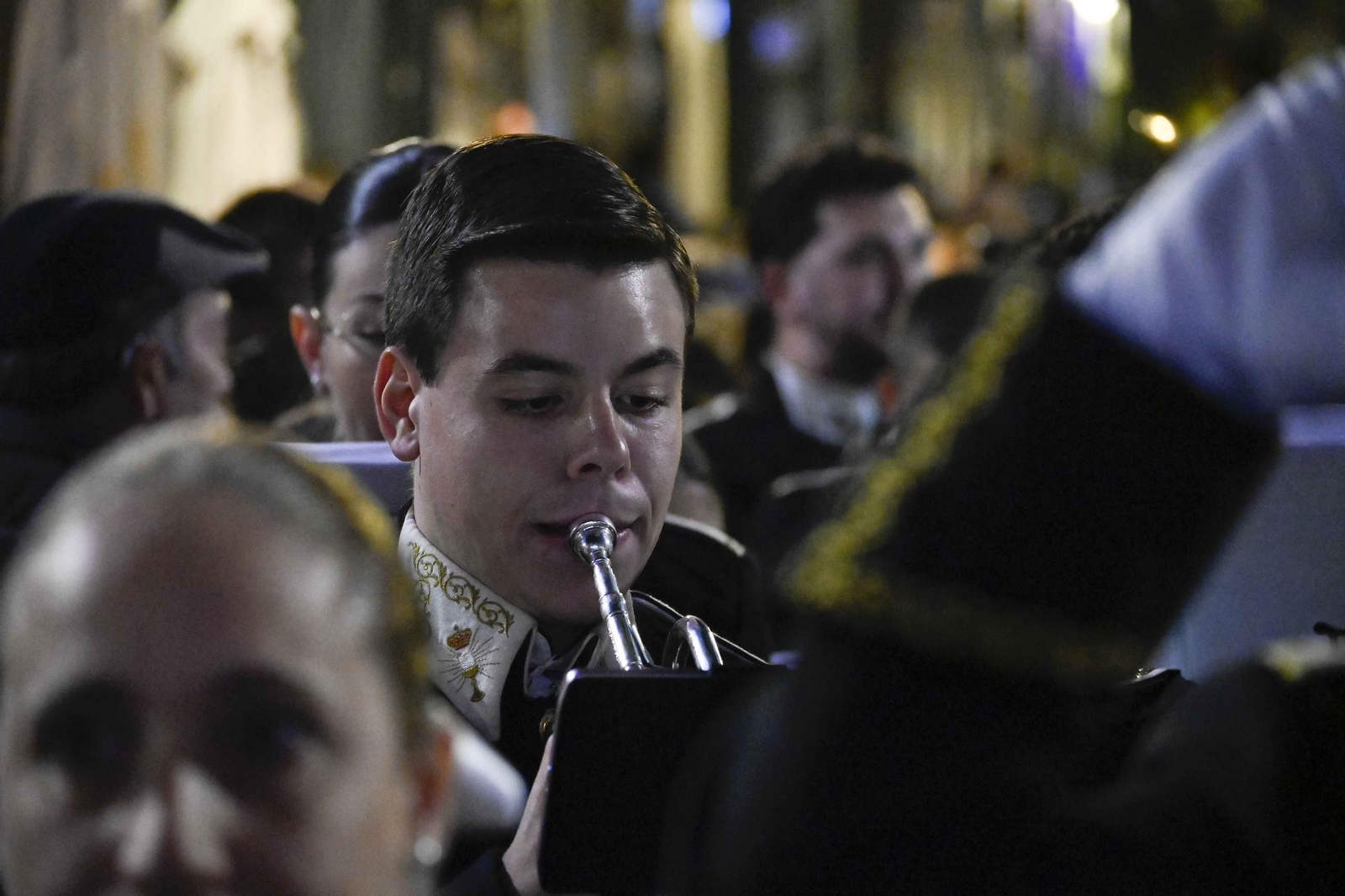 Las mejores imágenes del encendido del alumbrado 2025 en la Plaza de las Monjas