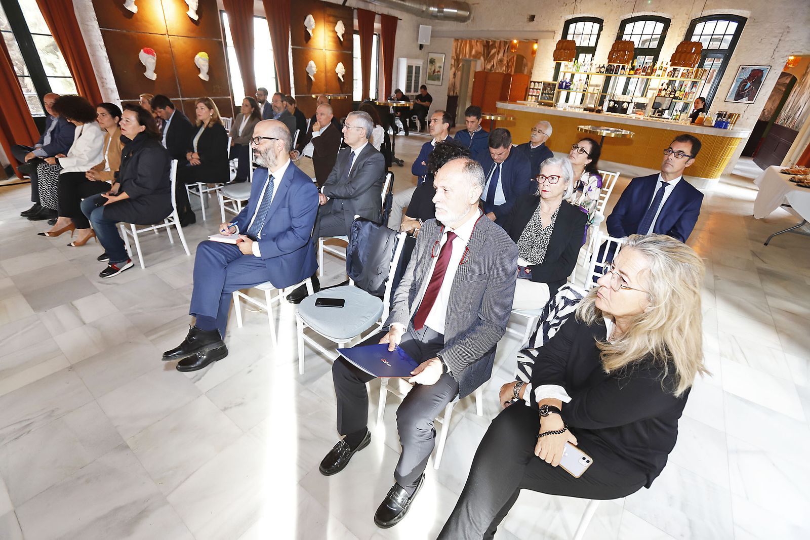 Imágenes del Foro Gerardo Rojas de Huelva Información