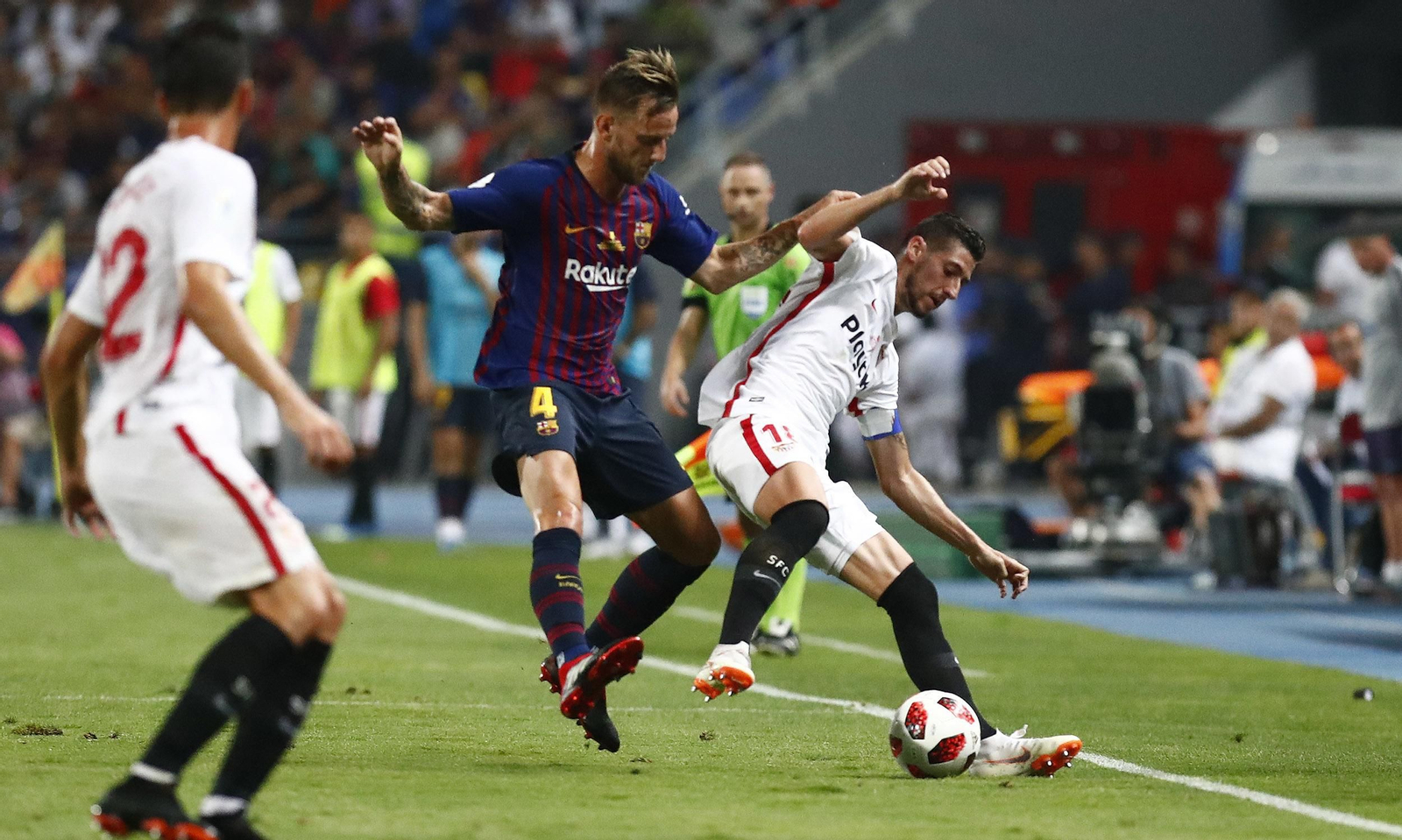 Las imágenes del Sevilla-Barcelona de la Supercopa