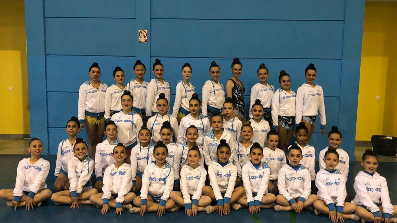 Gimnastas del Liceo que acudieron a Churriana.