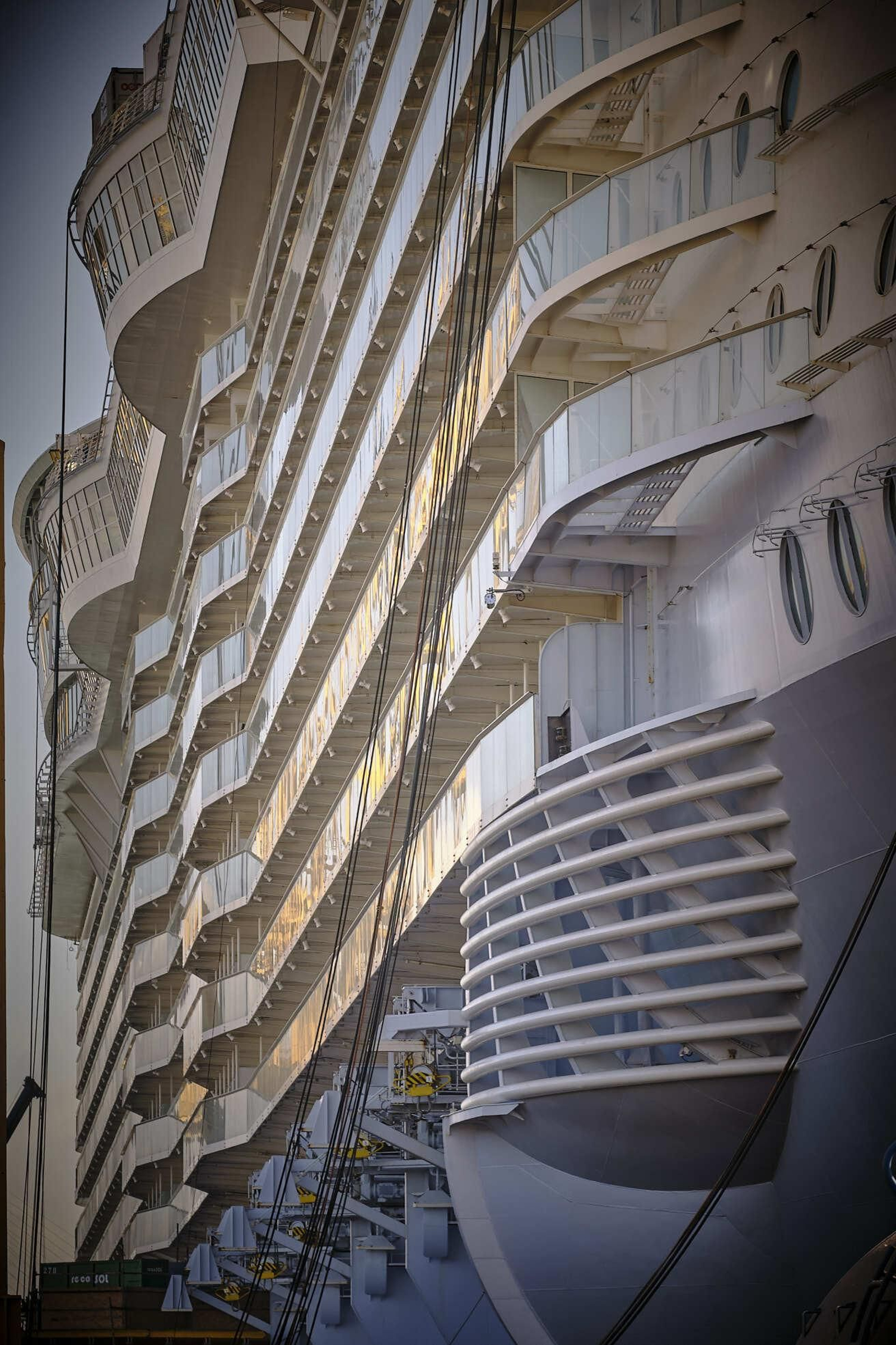 Obras en el buque 'Oasis of the Seas' Obras en el buque 'Oasis of the Seas'