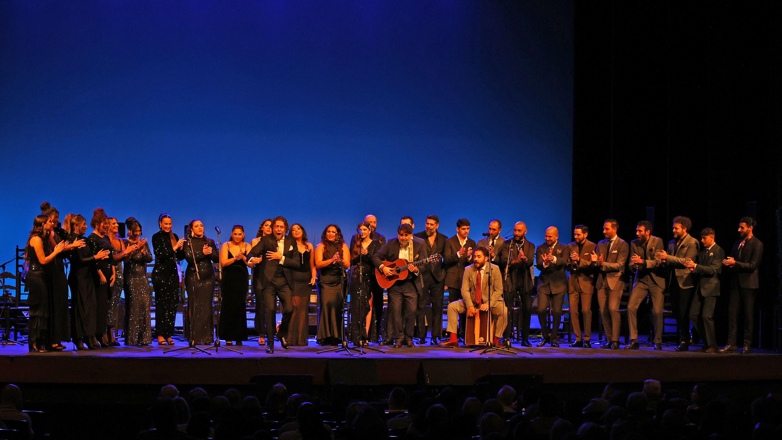 Zambomba de Luis de Perikín en el Teatro Villamarta de Jerez