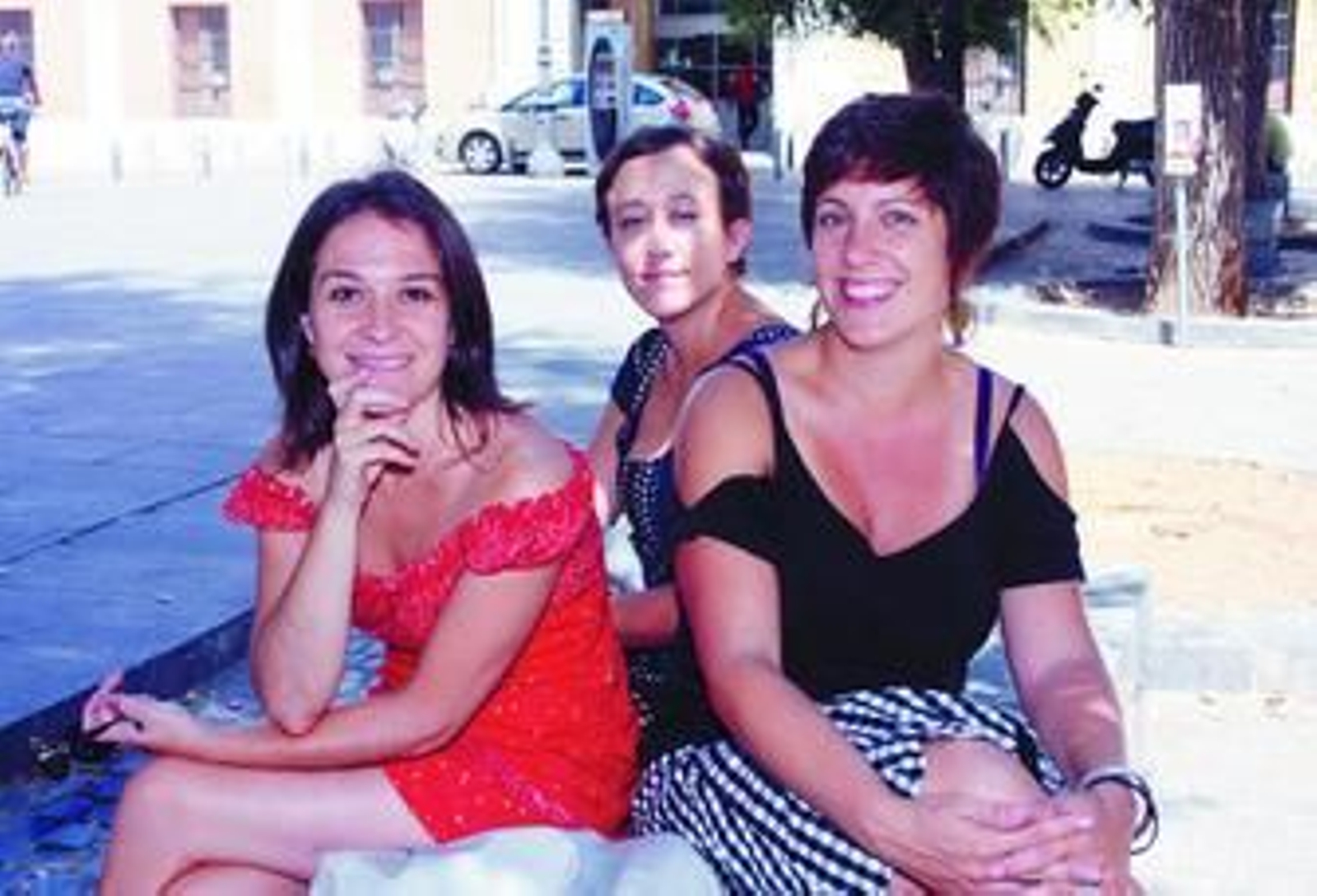 Las directoras del proyecto, Pilar Gómez (izquierda) y Ana Álvarez-Ossorio (derecha), junto a la productora Verónica Díaz.