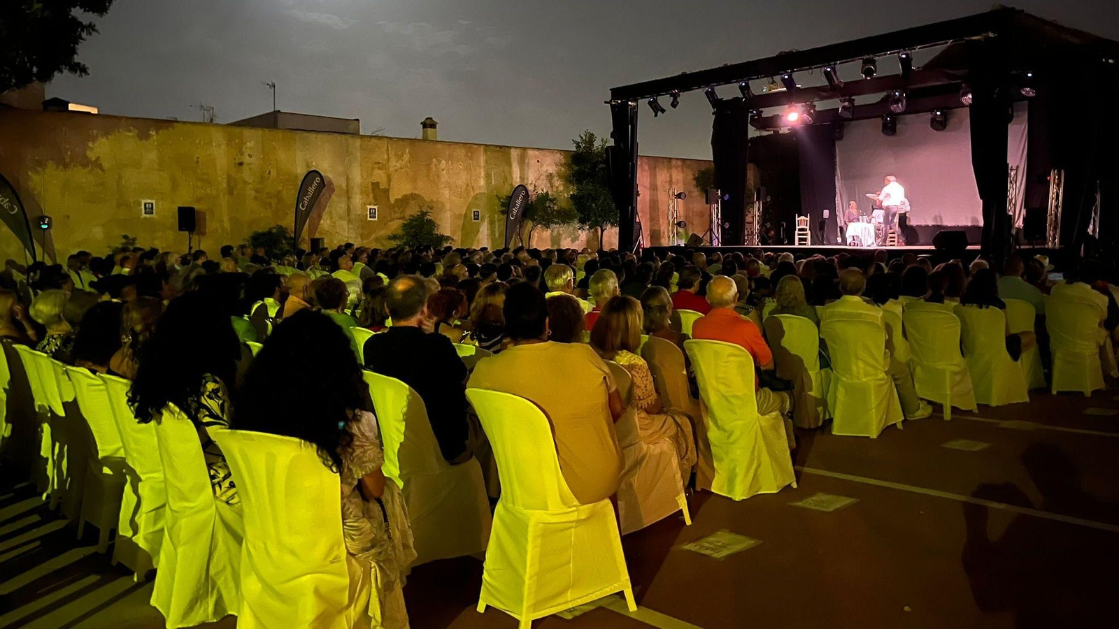 Una imagen de la noche de zarzuela en Bodegas Caballero.