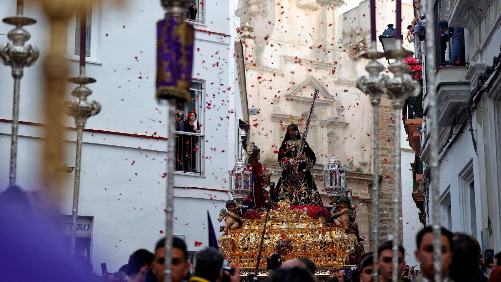 Imágenes de la cofradía del Nazareno de Santa María en la Semana Santa de Cádiz 2023 Imágenes de la cofradía del Nazareno de Santa María en la Semana Santa de Cádiz 2023