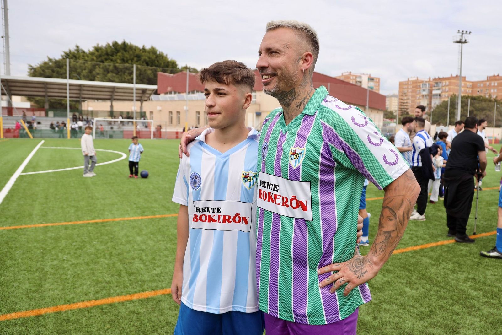 Leyendas del Málaga CF se reúnen en el césped