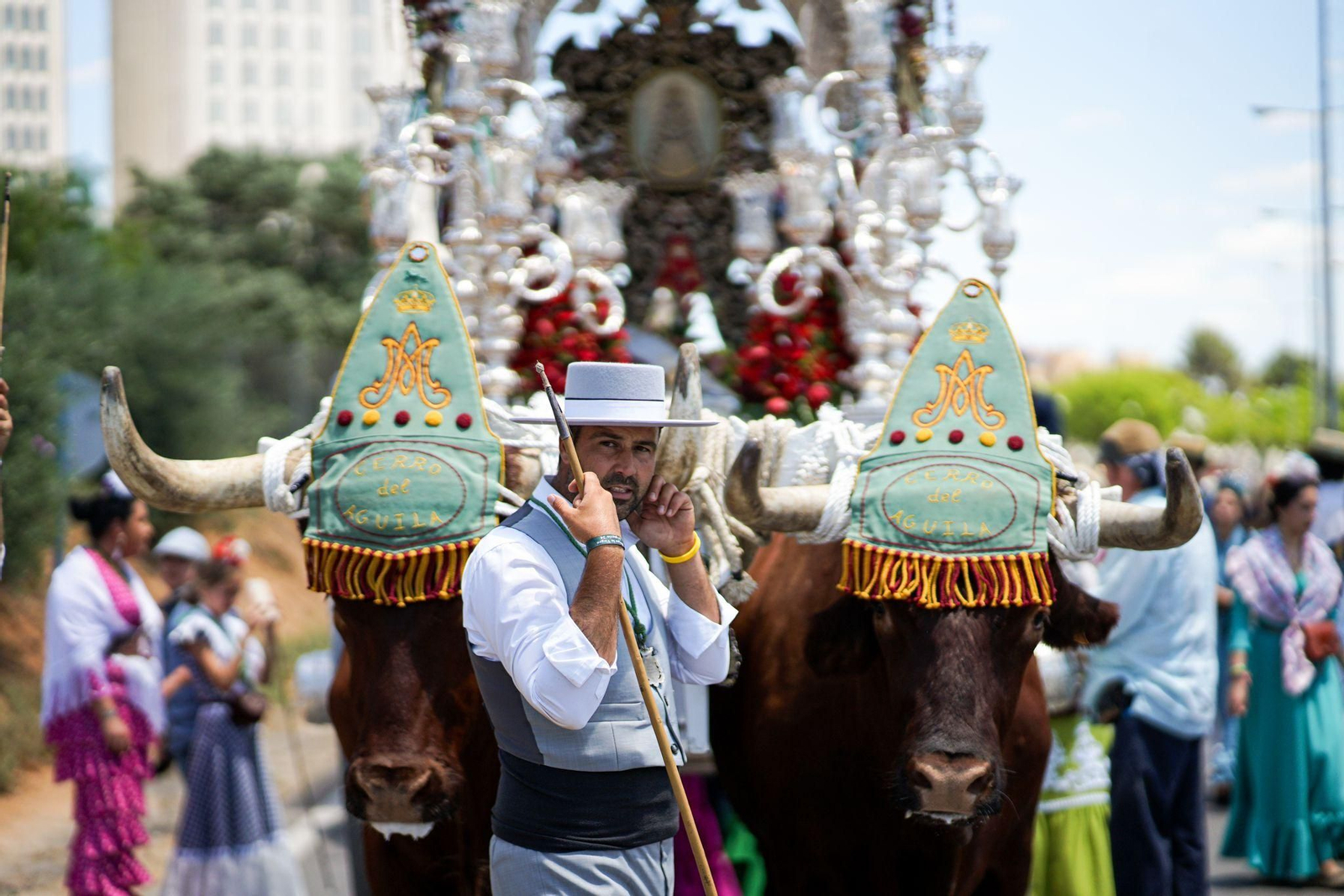 Las imágenes de la salida de la Hermandad del Rocío del Cerro