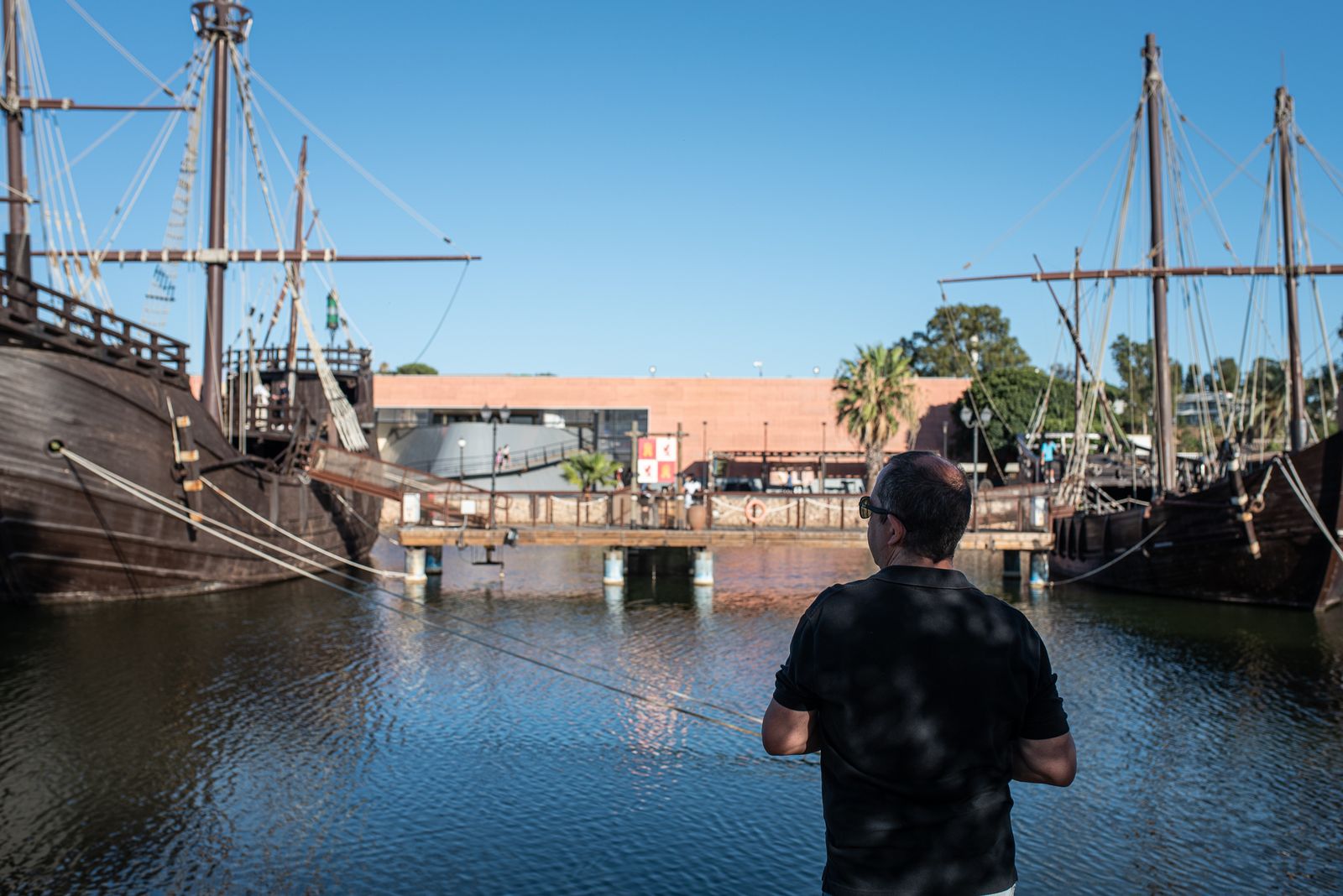 El Muelle de las Carabelas: Teatro, cuentacuentos y exposiciones
