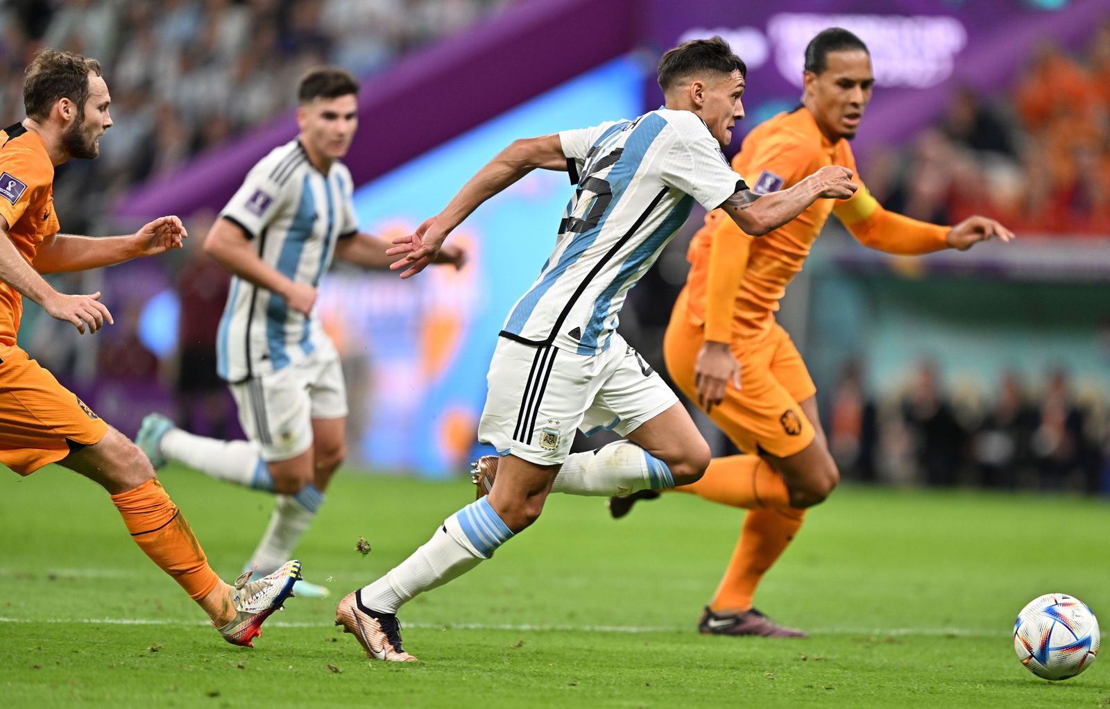 Las imágenes del Países Bajos - Argentina en los cuartos de final del Mundial de Qatar