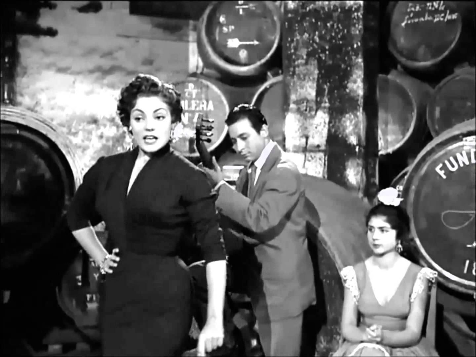Carmen Sevilla durante el rodaje de 'Congreso en Sevilla', 1955 Carmen Sevilla durante el rodaje de 'Congreso en Sevilla', 1955