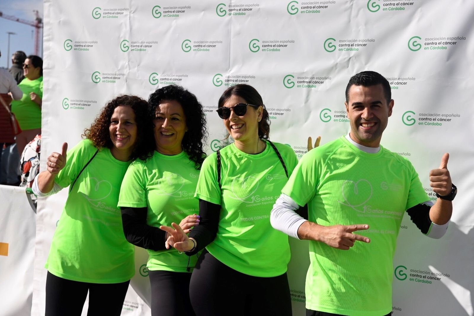 Las mejores imágenes de la Carrera por la Vida de la Asociación Española contra el Cáncer en Córdoba