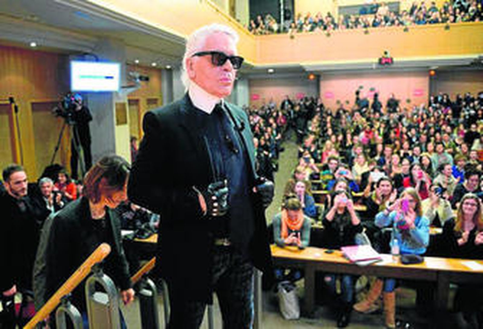 El diseñador alemán impartió hace unos días una clase magistral en la universidad de París.