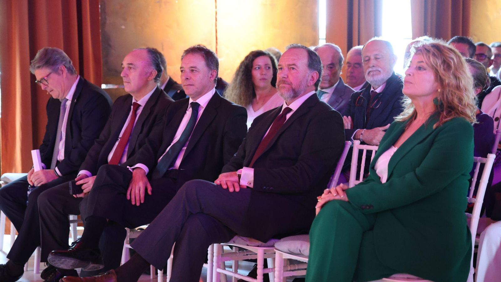 Asistentes al Club Cámara. Asistentes al Club Cámara.