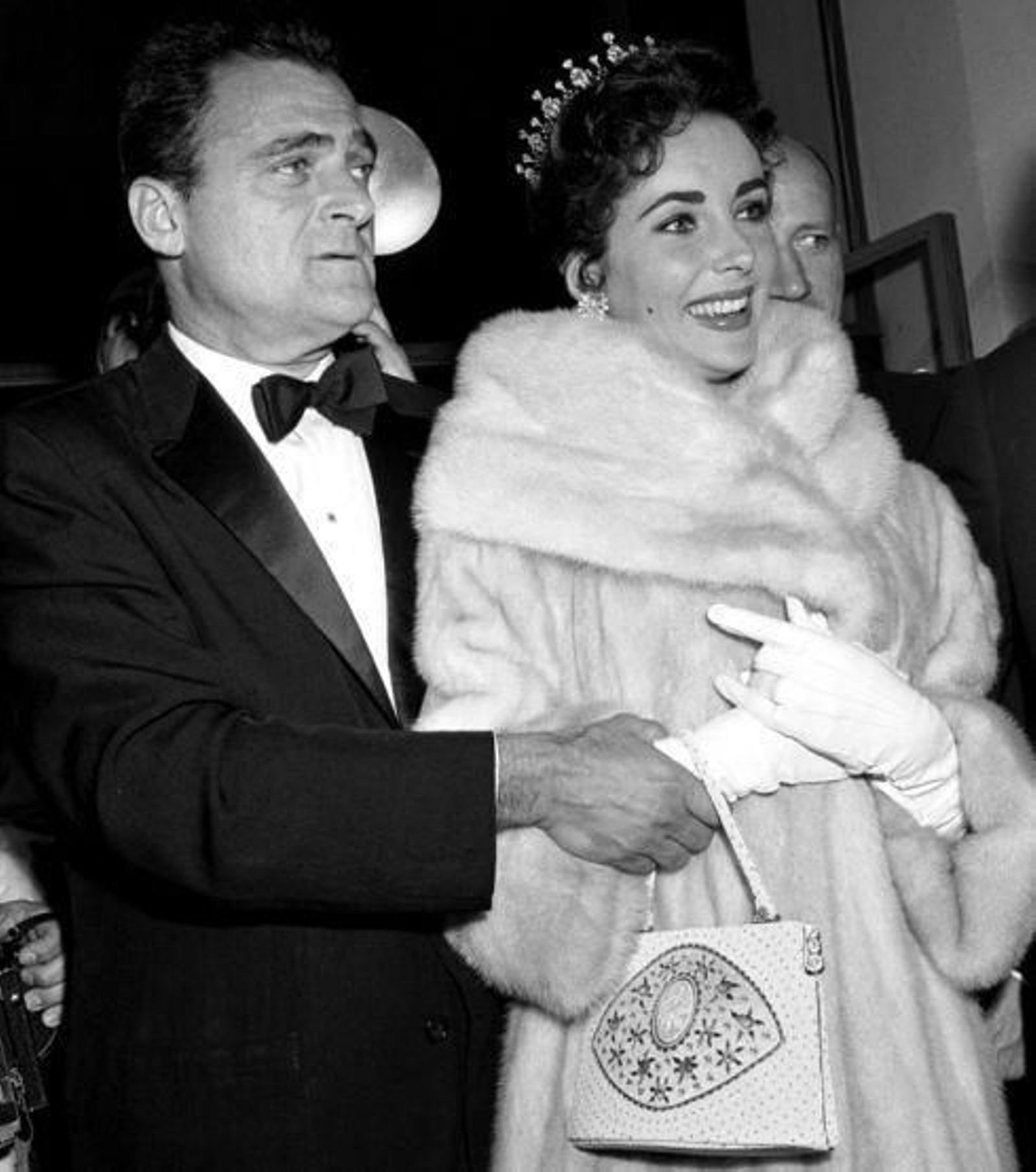 Liz Taylor, con la famosa tiara que llevó en 1957.